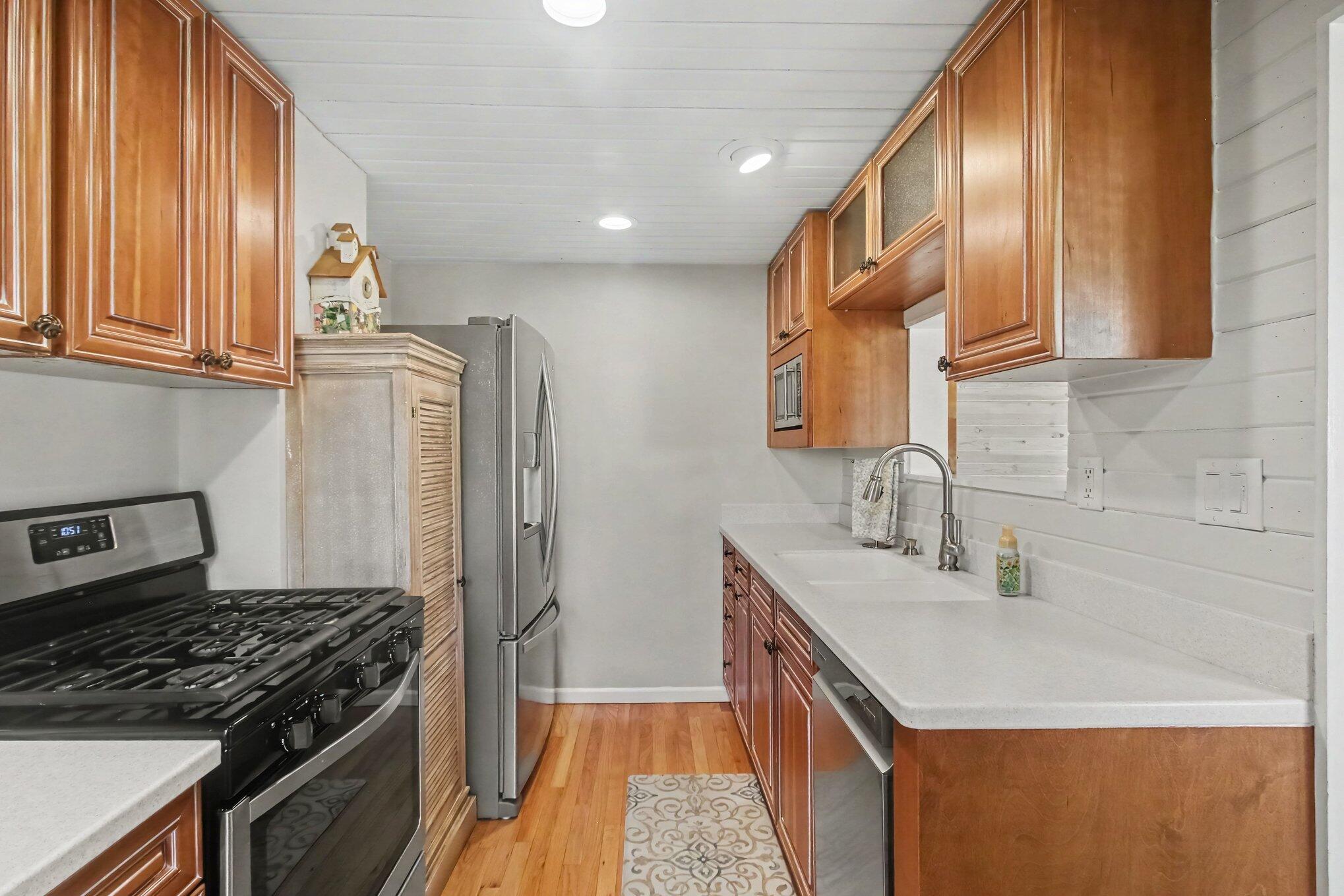 858 Saint Joseph Street South Haven MI 49090