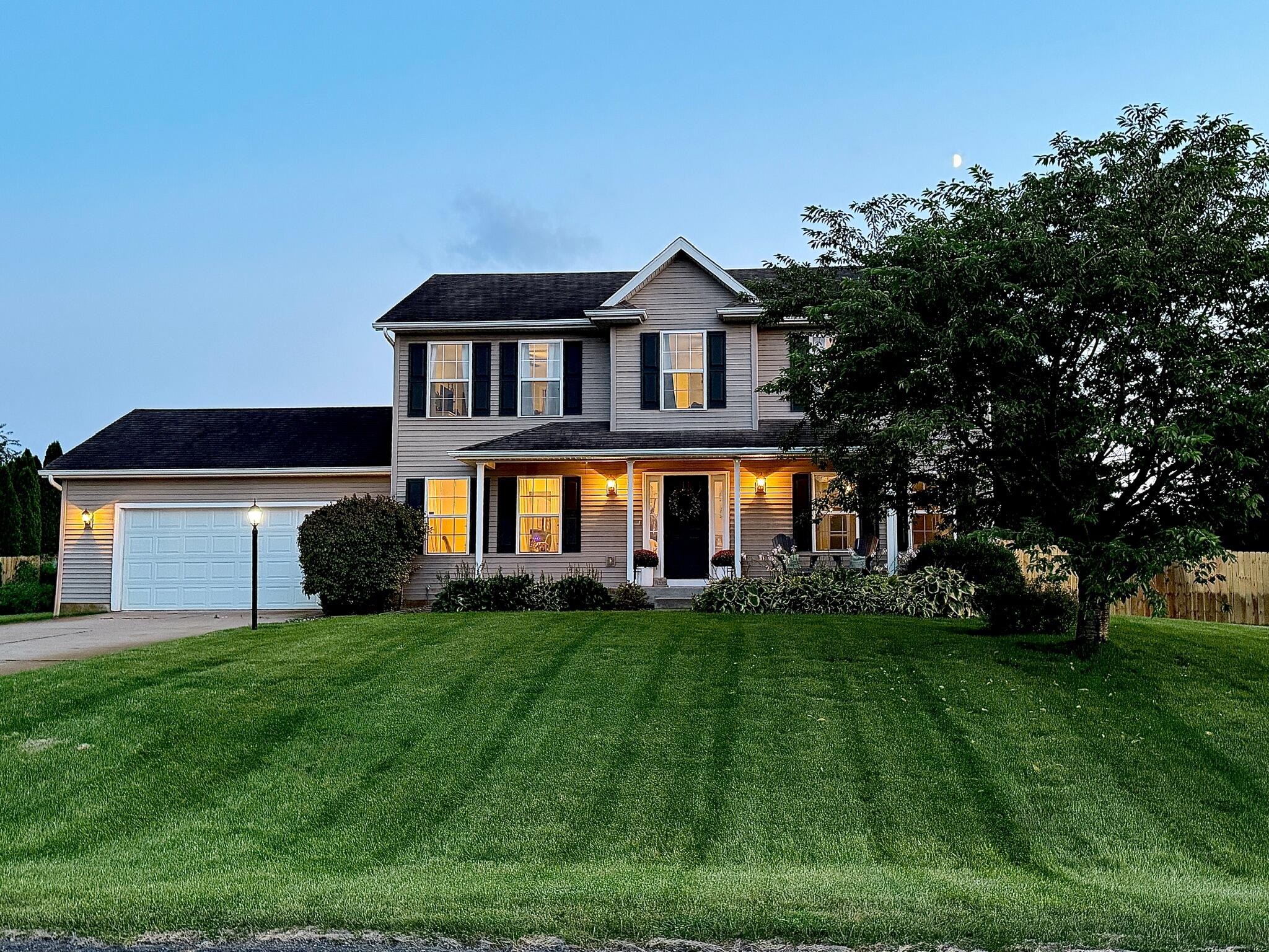 69428 Sundance Drive Edwardsburg MI 49112