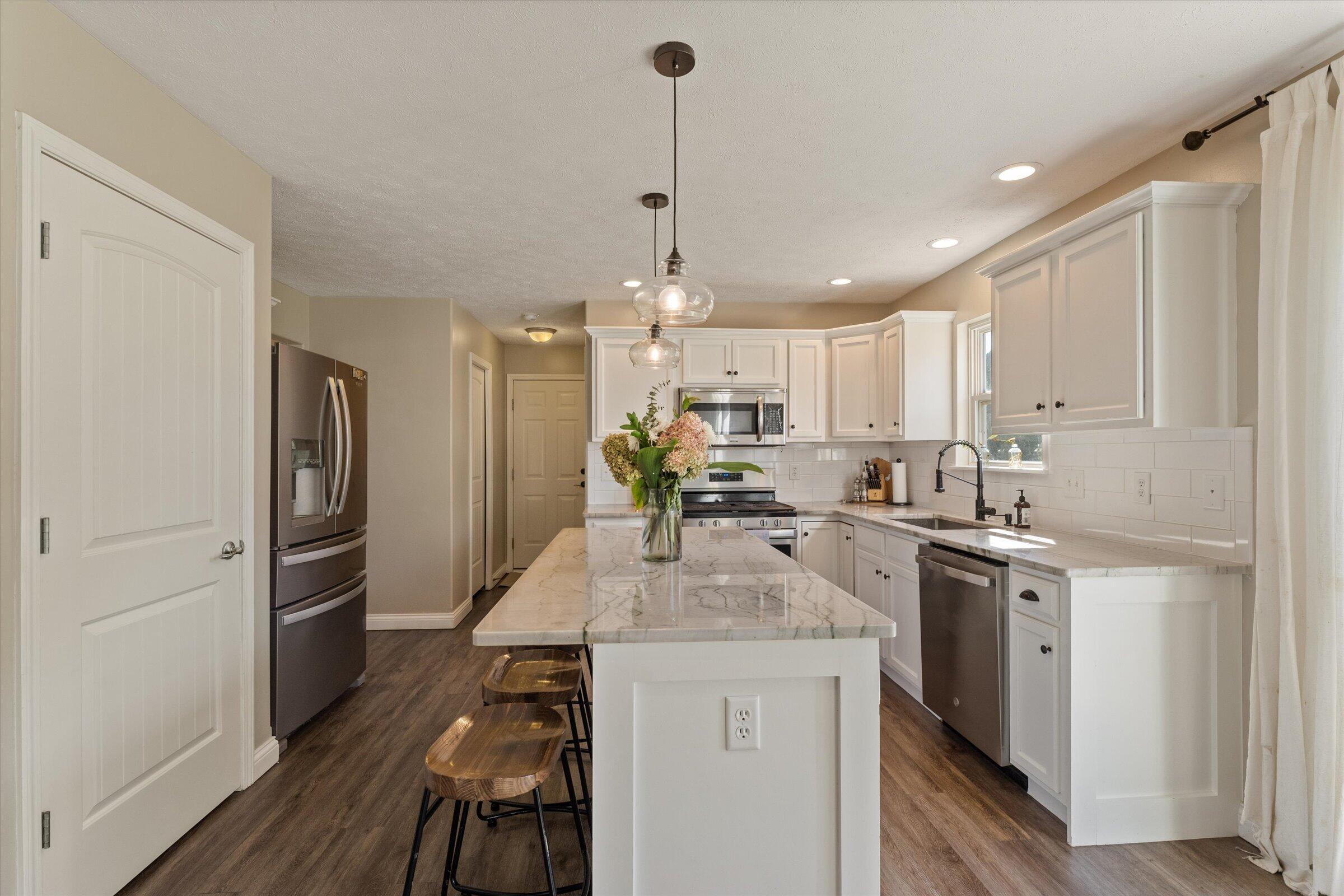 69428 Sundance Drive Edwardsburg MI 49112
