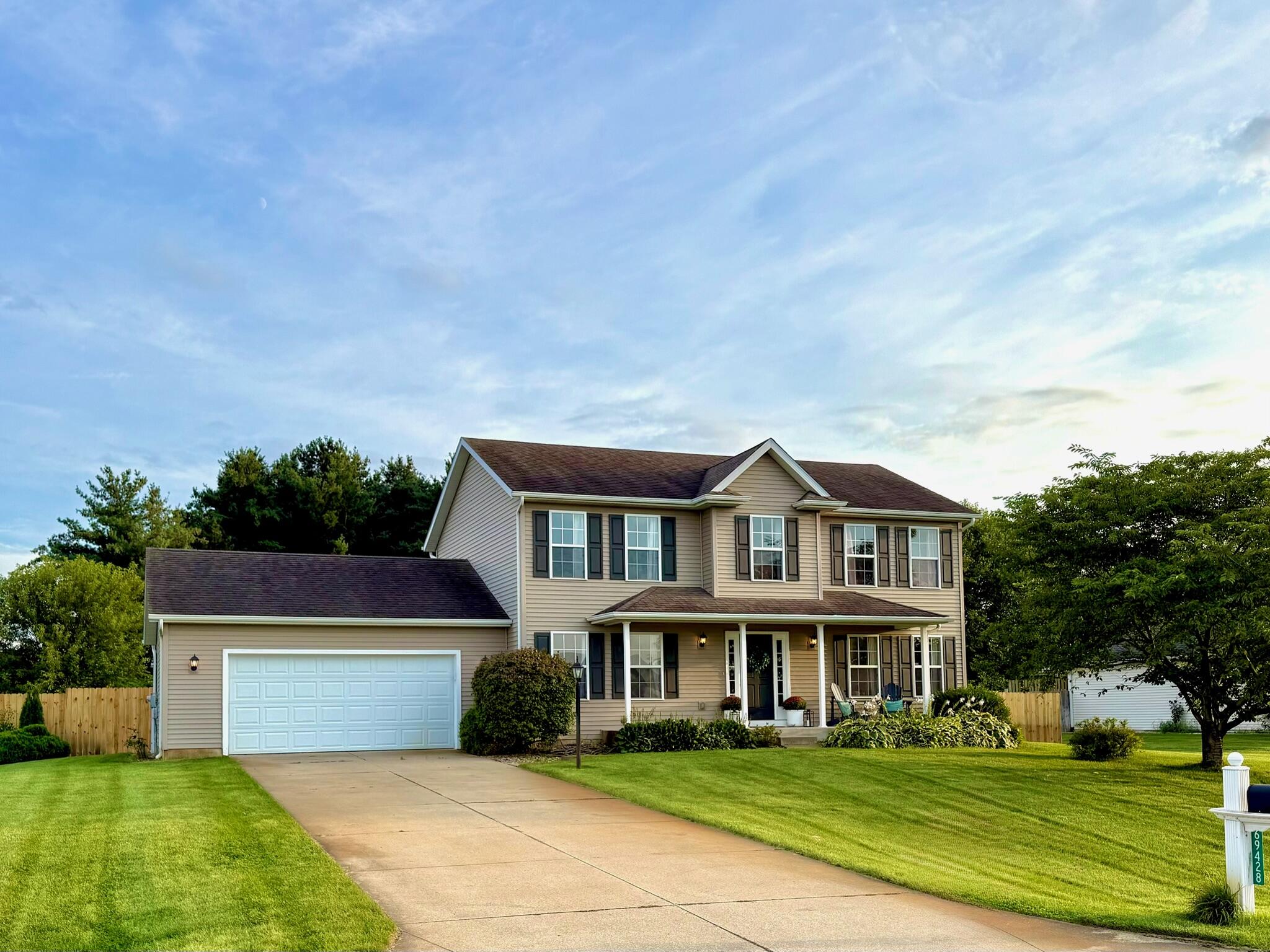 69428 Sundance Drive Edwardsburg MI 49112