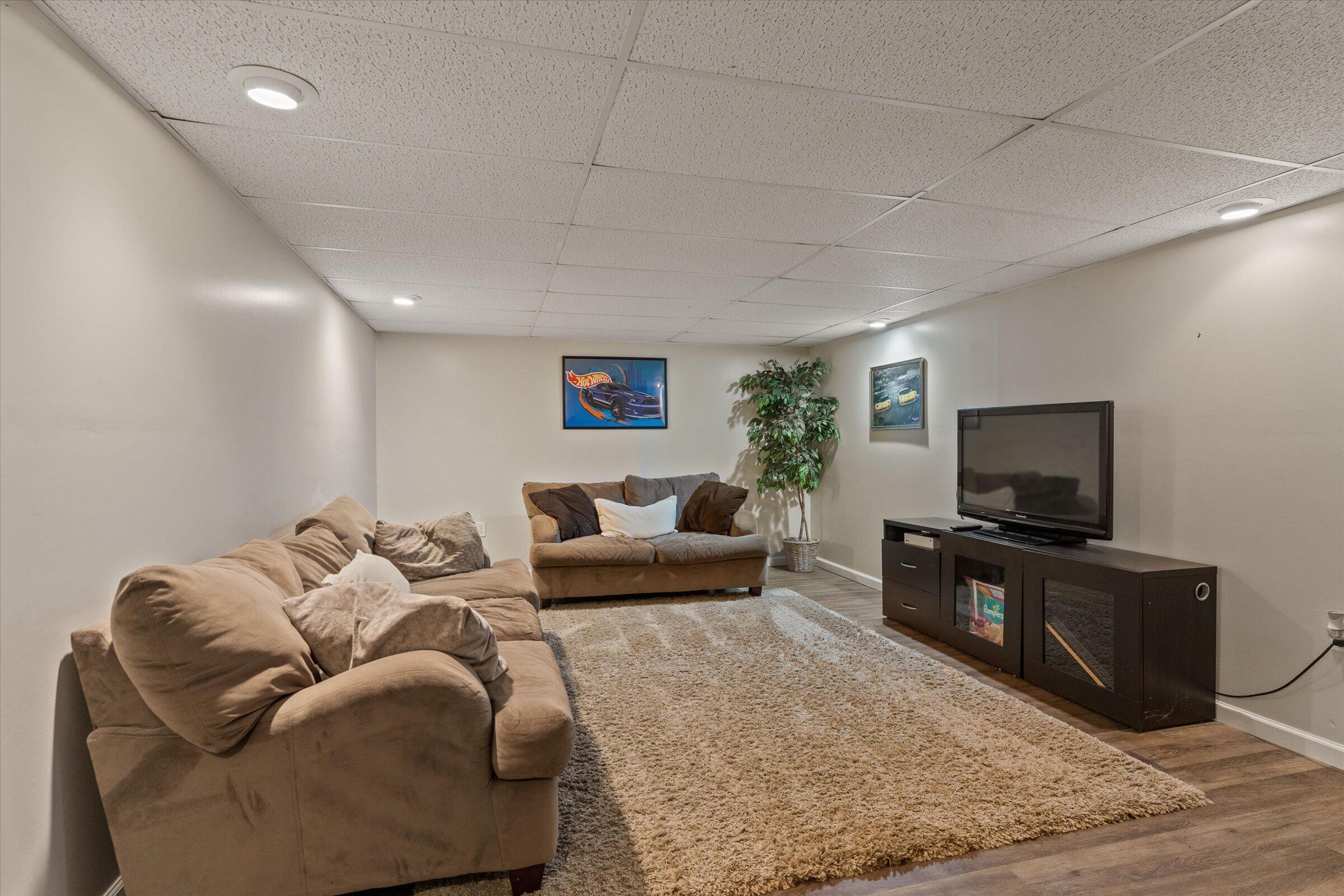 69428 Sundance Drive Edwardsburg MI 49112