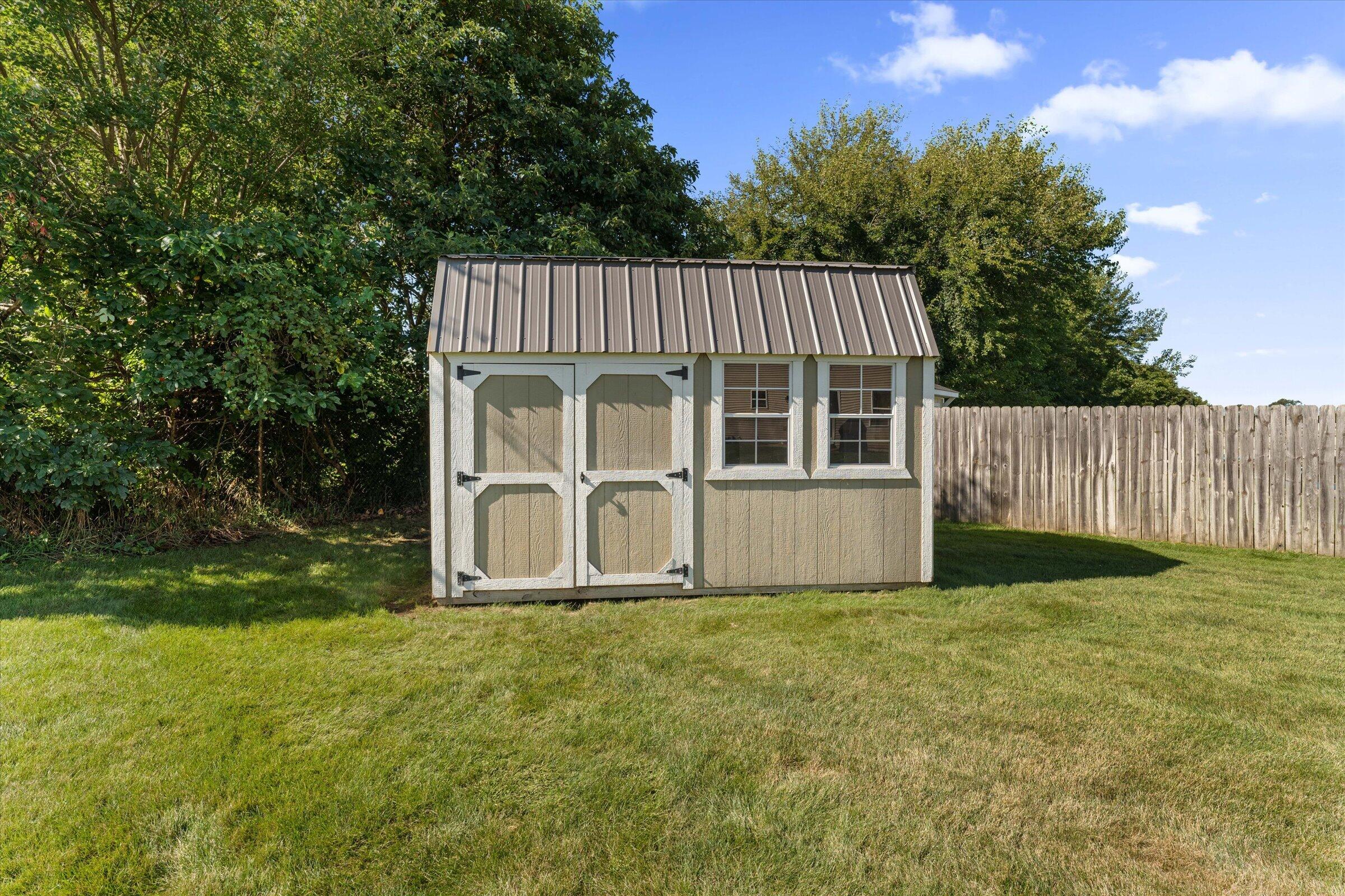 69428 Sundance Drive Edwardsburg MI 49112