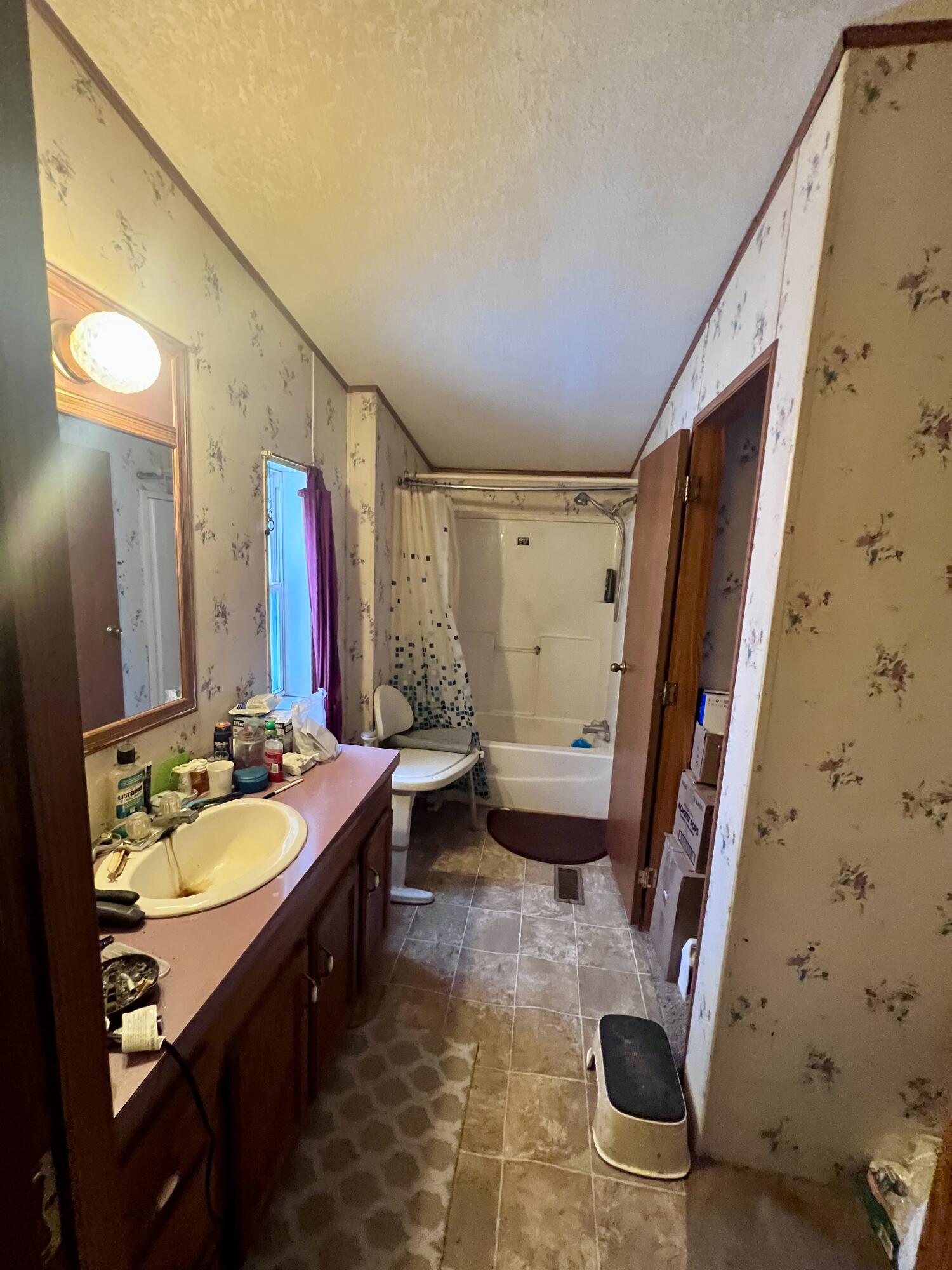 2181 Candlestone West Court Muskegon MI 49442