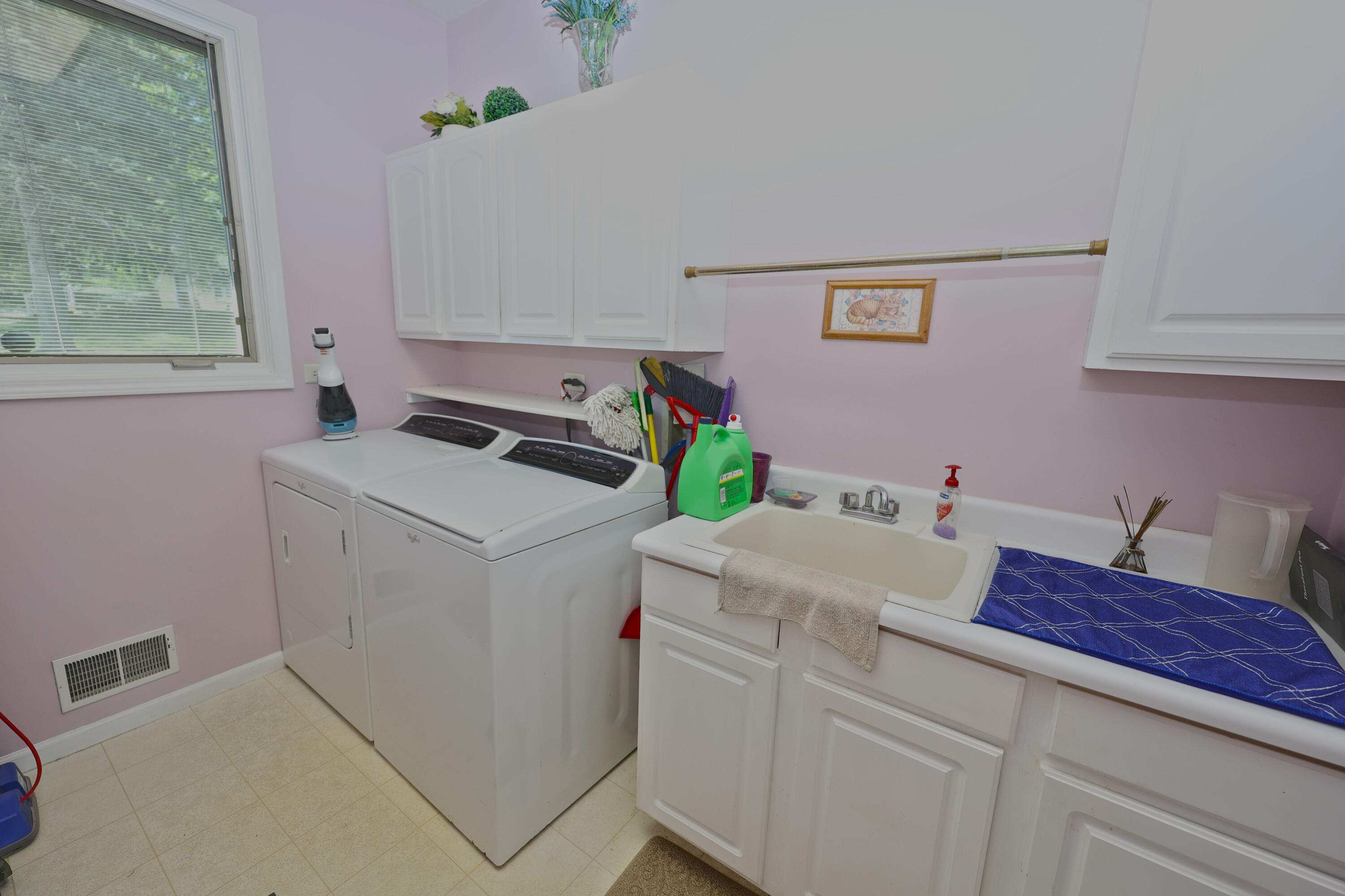 31886 W Lakeshore Drive Dowagiac MI 49047