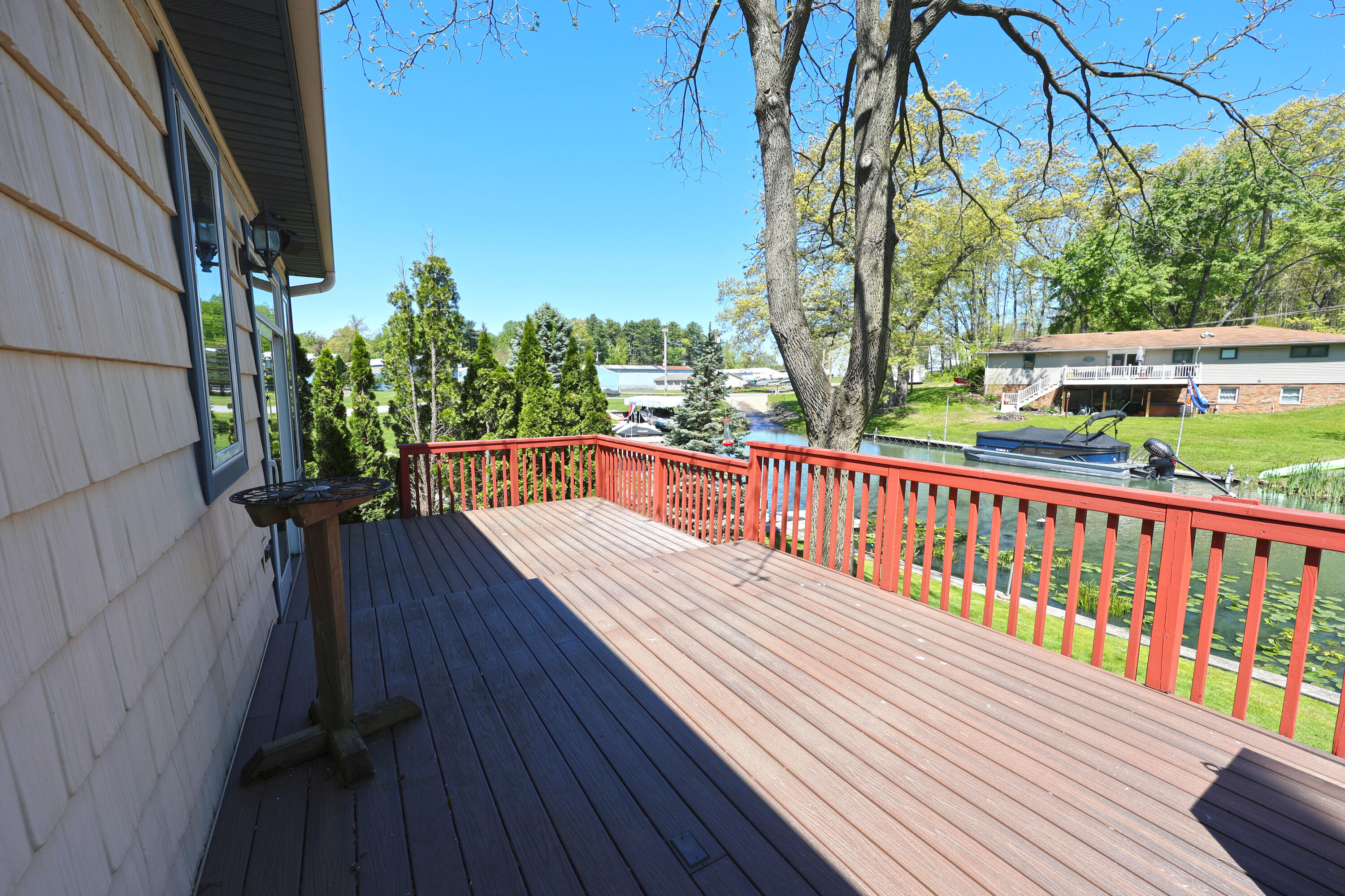 31886 W Lakeshore Drive Dowagiac MI 49047