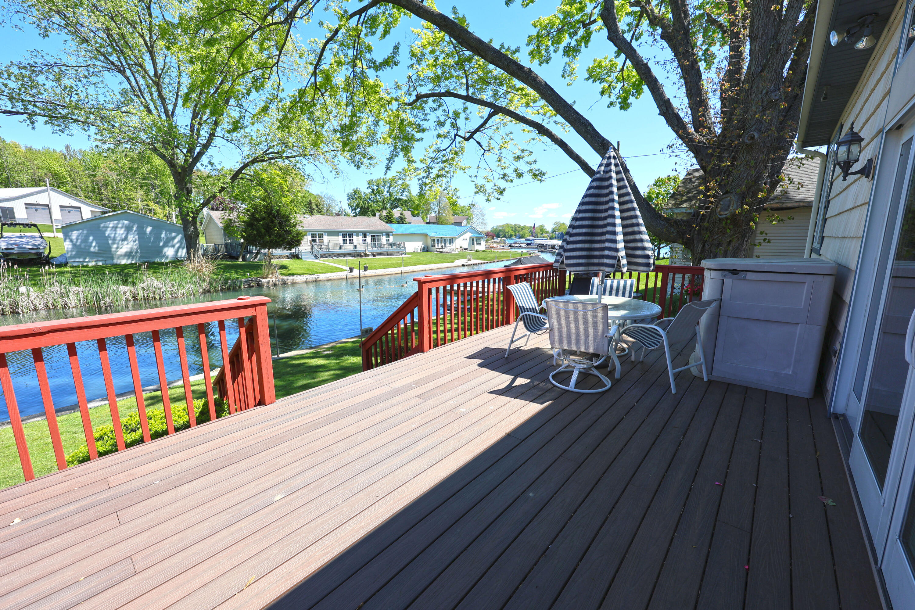 31886 W Lakeshore Drive Dowagiac MI 49047