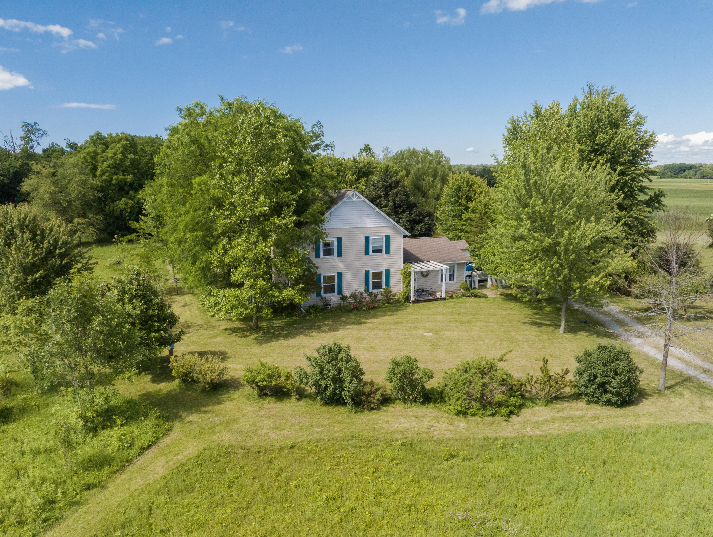 5665 W Phillips Road Three Oaks MI 49128