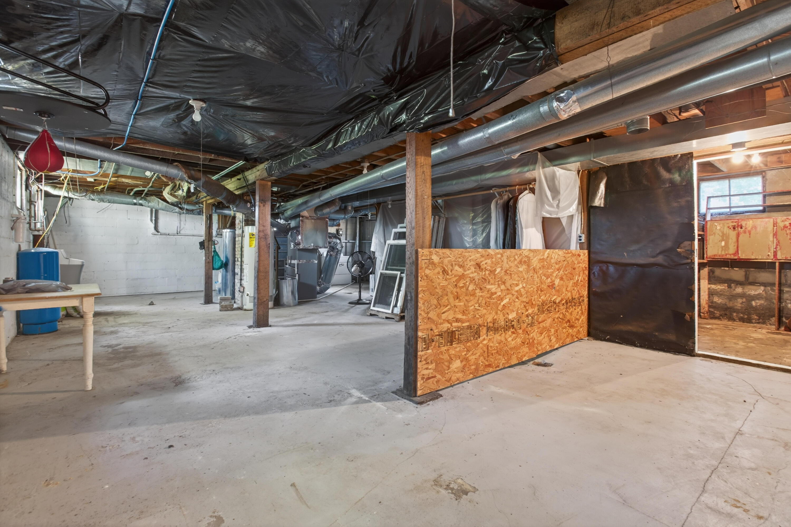1536 E Nickerson Avenue Benton Harbor MI 49022