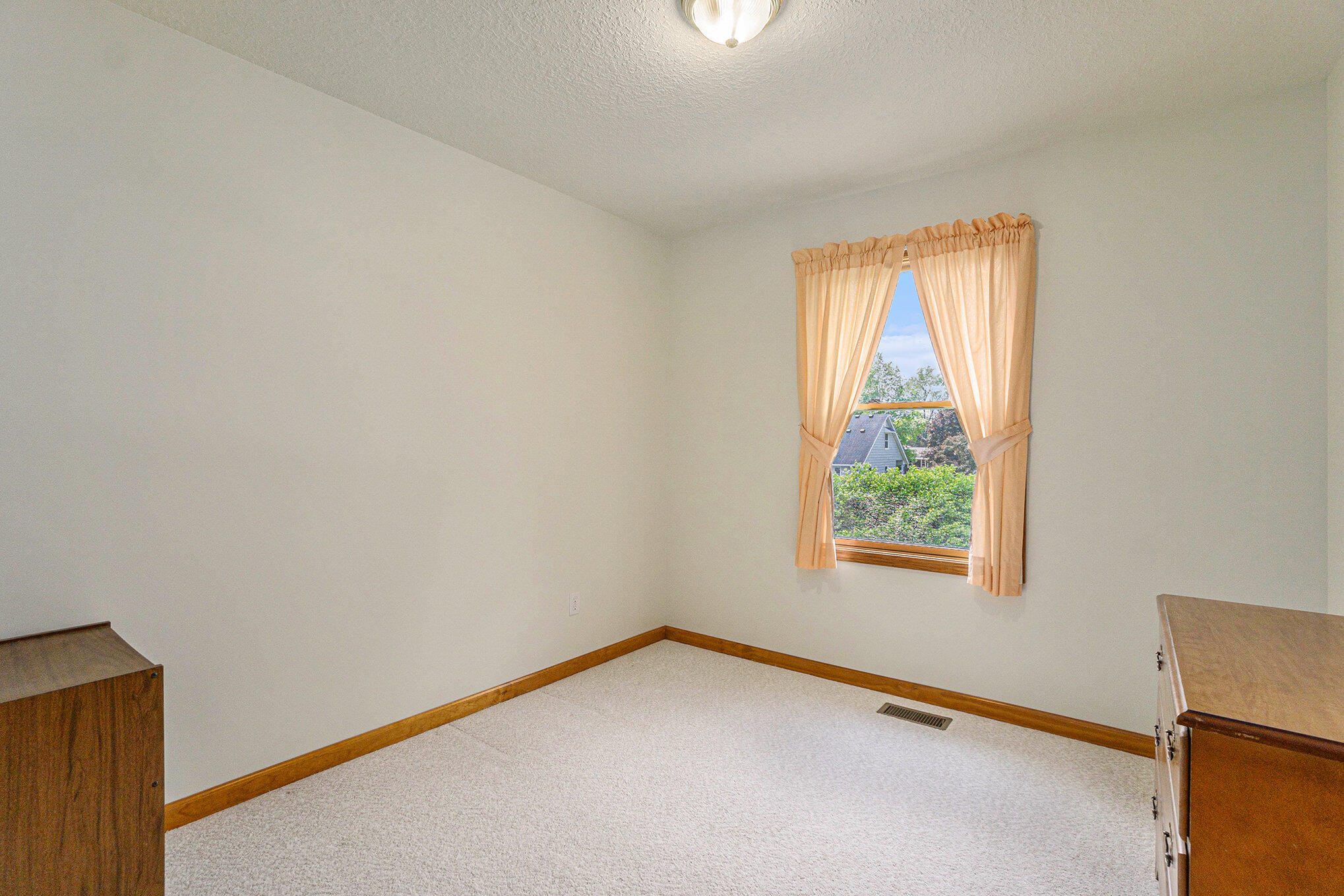 7298 Jamaica Lane Portage MI 49002
