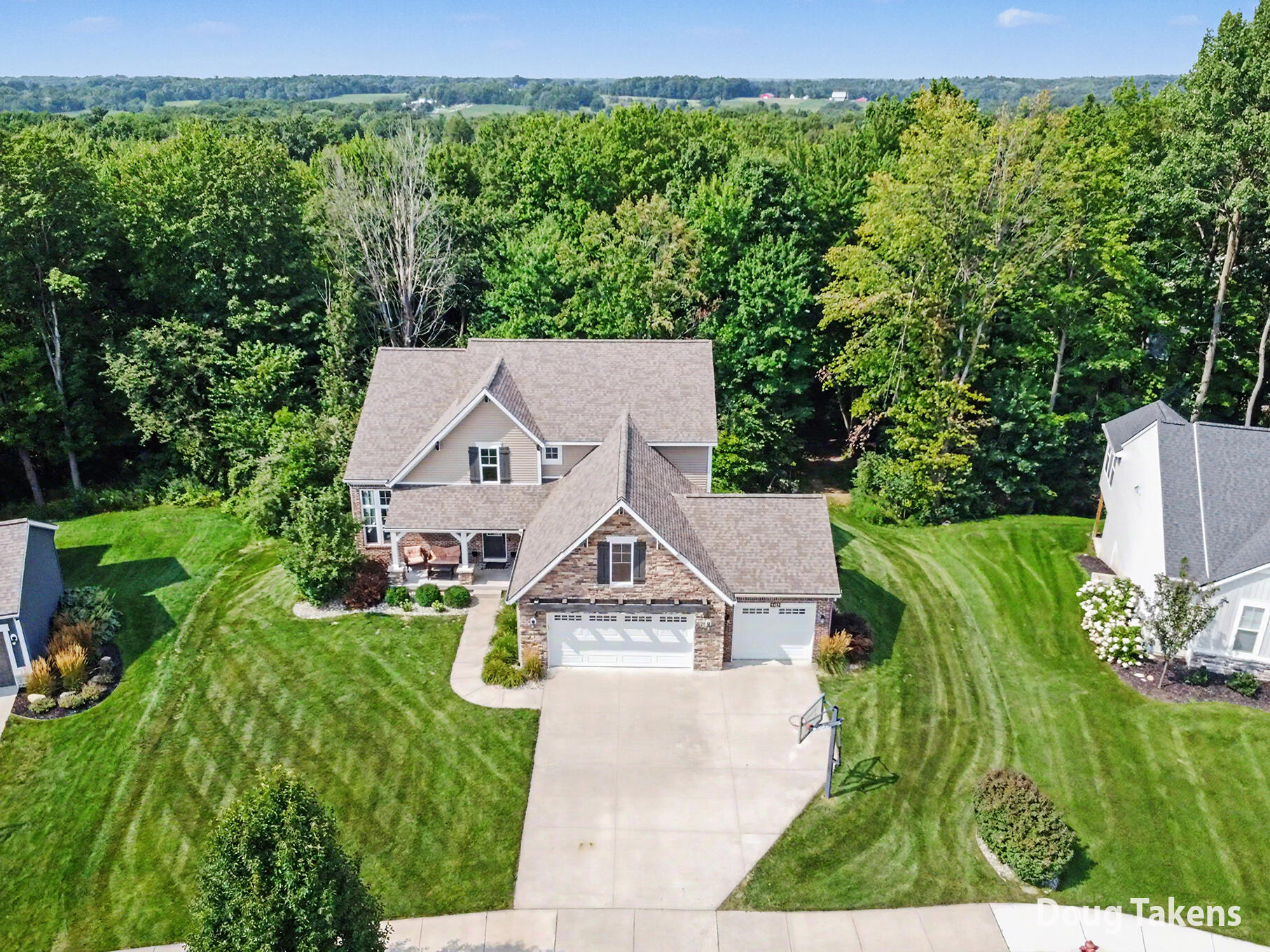 9413 Sunset Ridge Drive NE Rockford MI 49341
