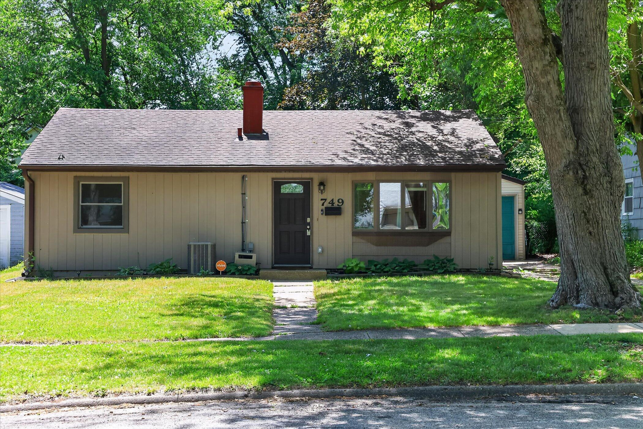 Kalamazoo MI, 749 Denway Drive
