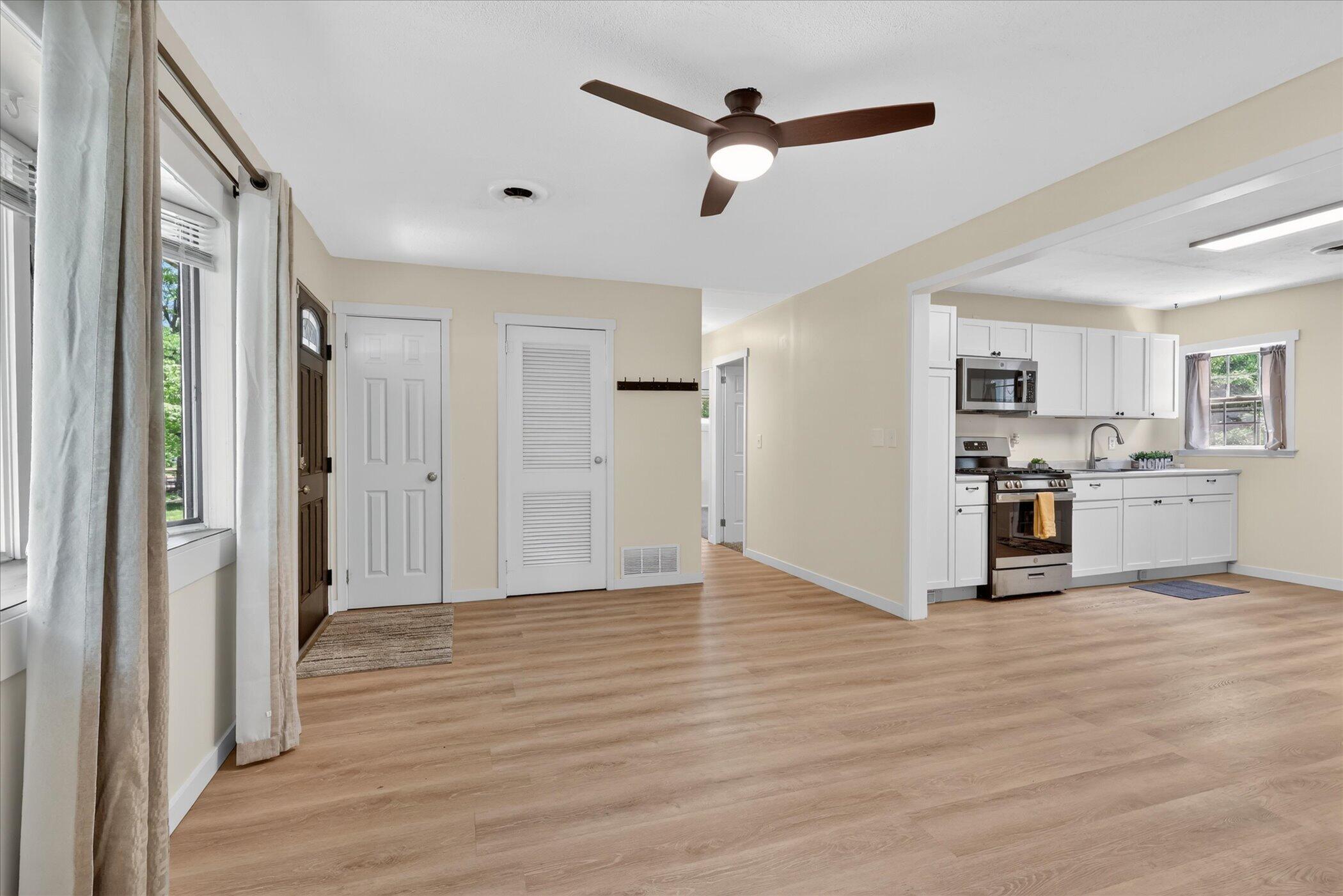 749 Denway Drive Kalamazoo MI 49008