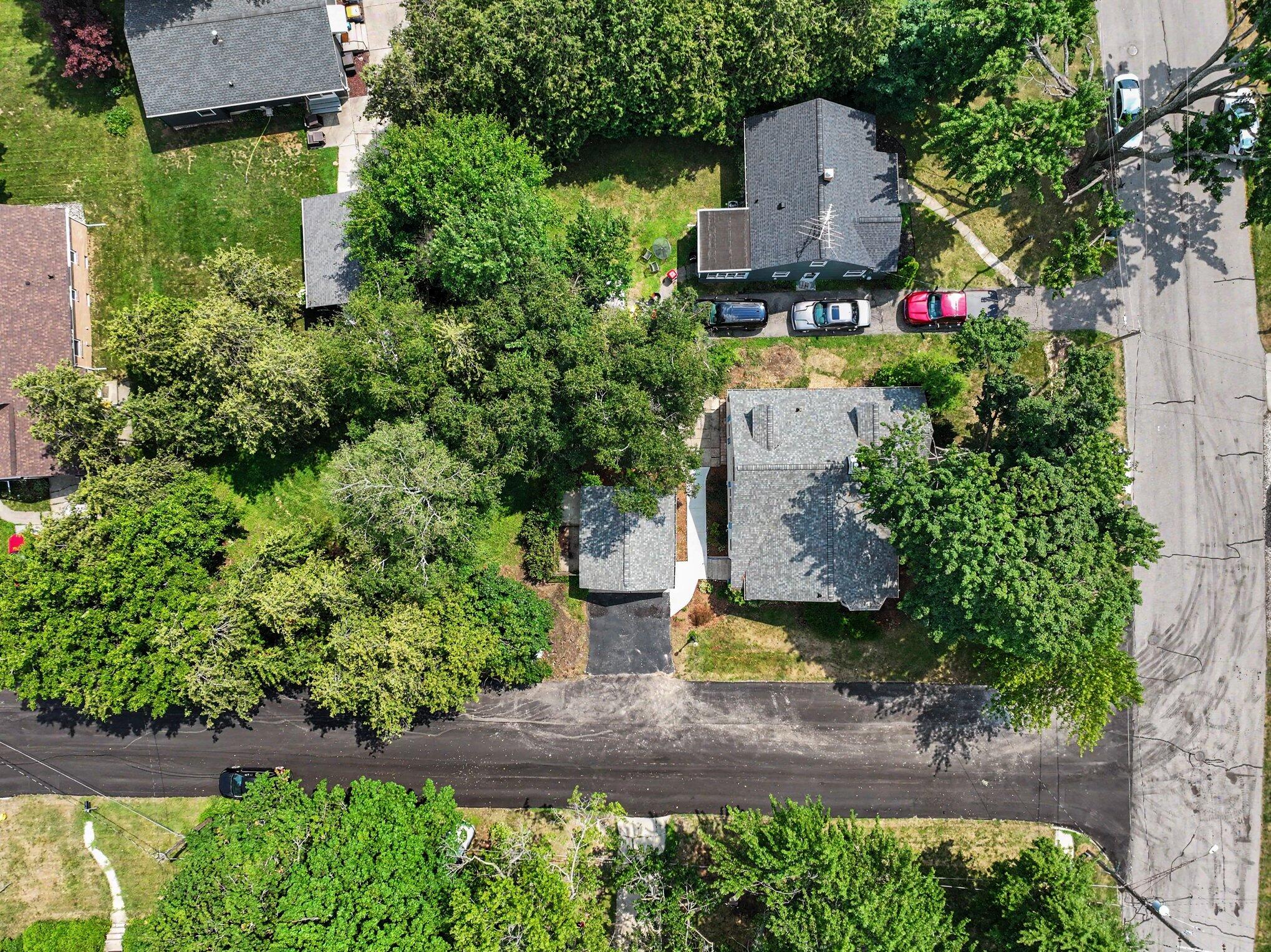 1422 Derby Drive NW Grand Rapids MI 49504