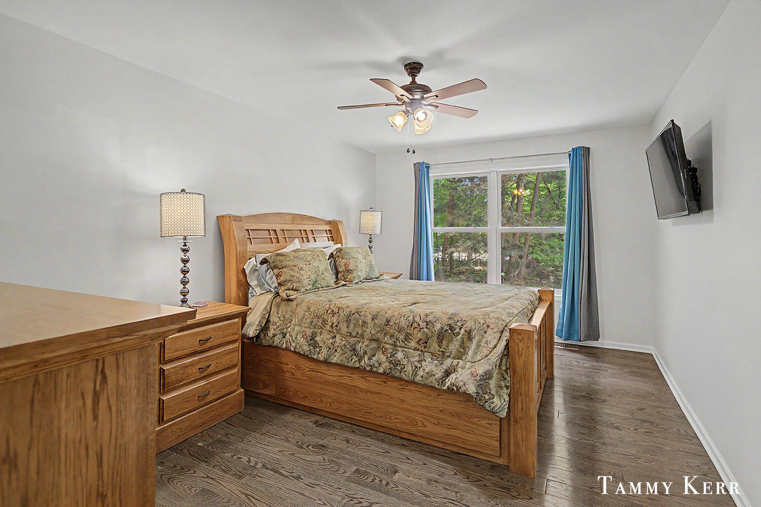 2339 Forest Trail Circle Fennville MI 49408