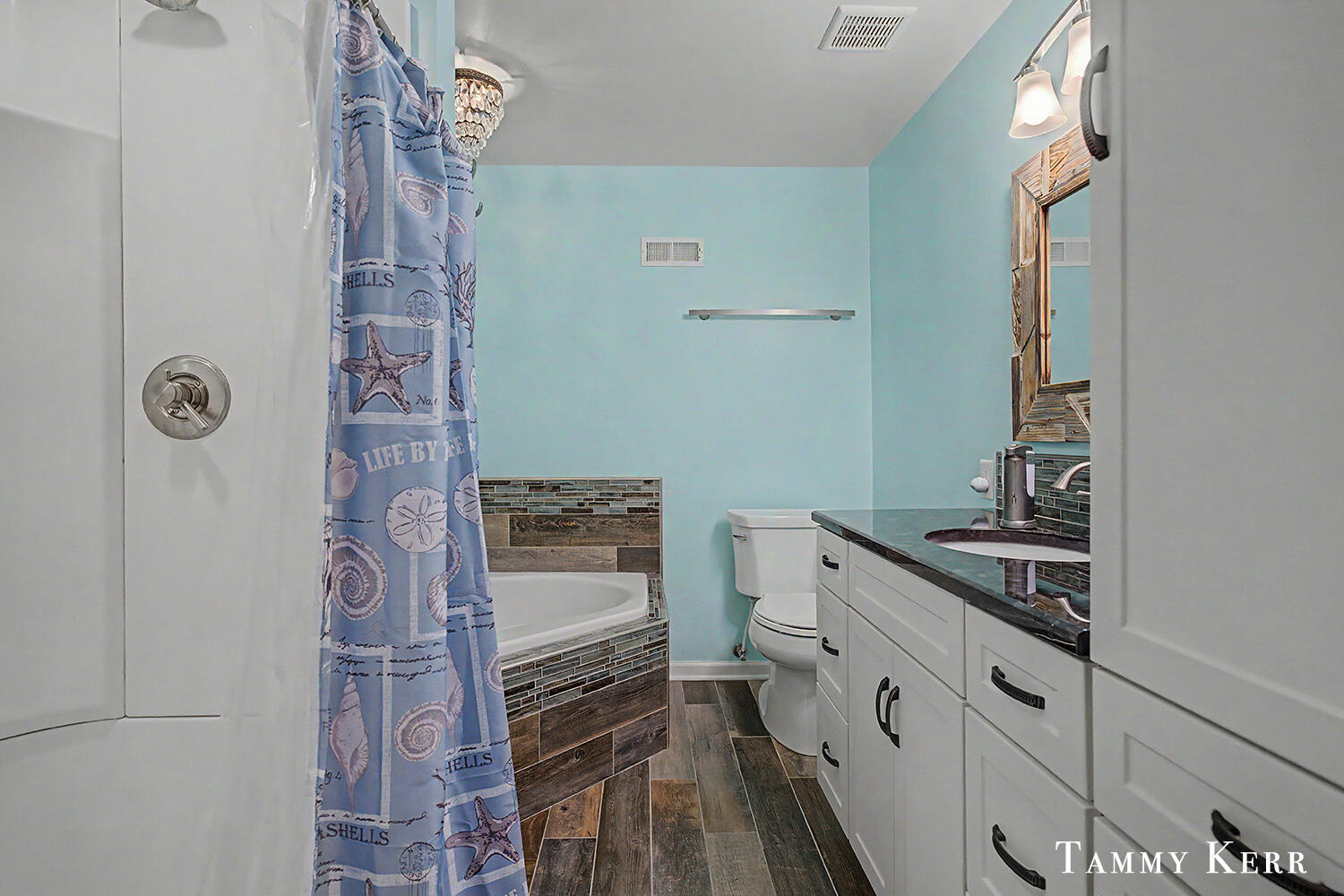 2339 Forest Trail Circle Fennville MI 49408