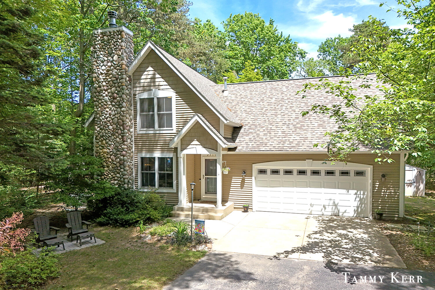 2339 Forest Trail Circle Fennville MI 49408