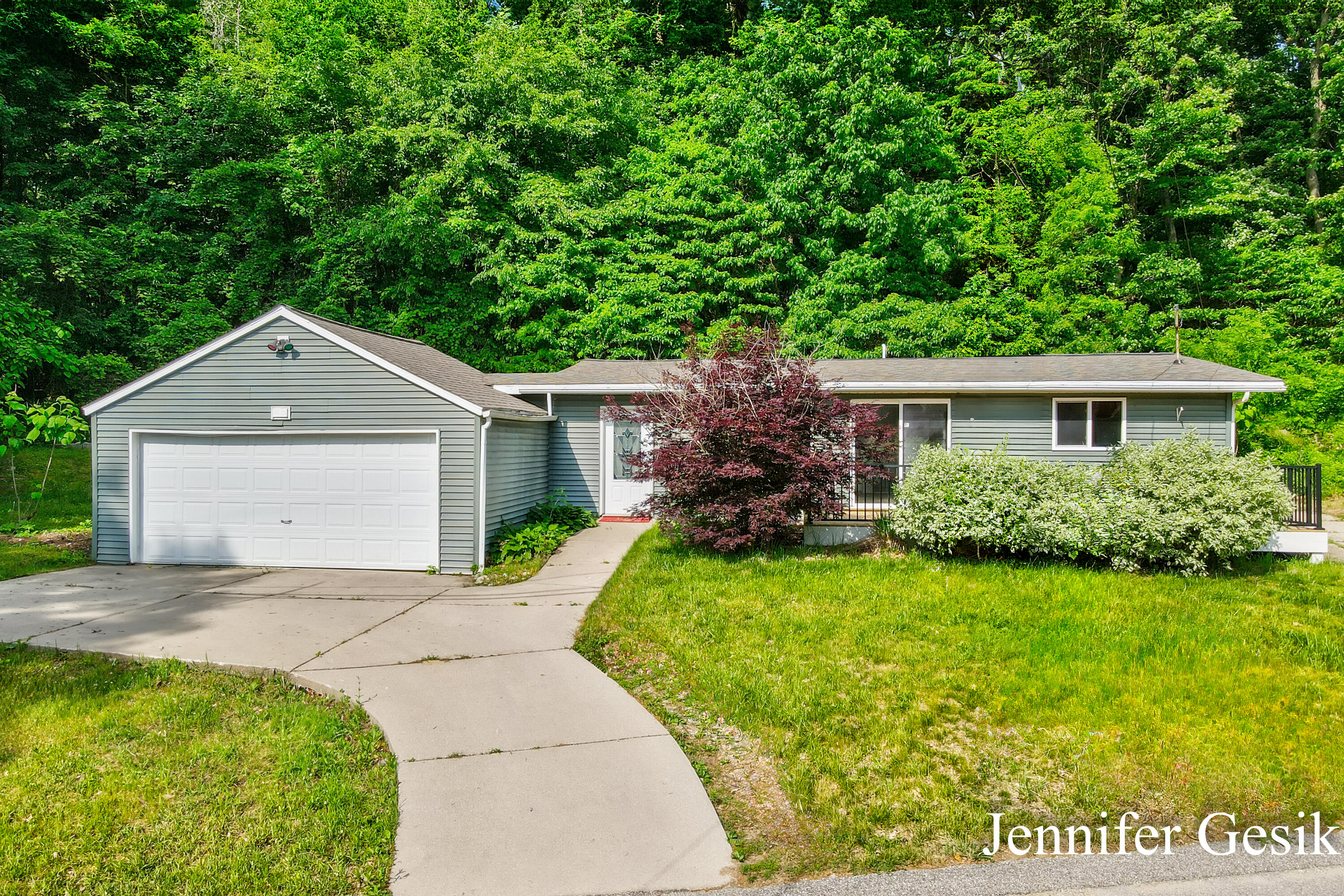 8735 Brower Lake Drive NE Rockford MI 49341