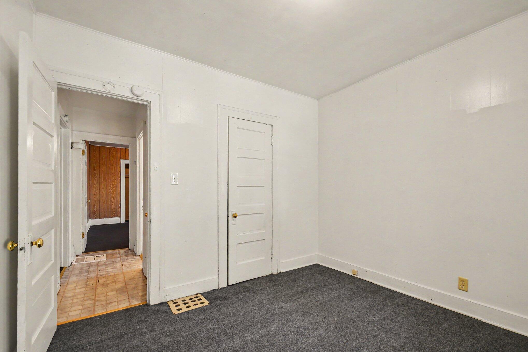 1088 Ogden Avenue Benton Harbor MI 49022