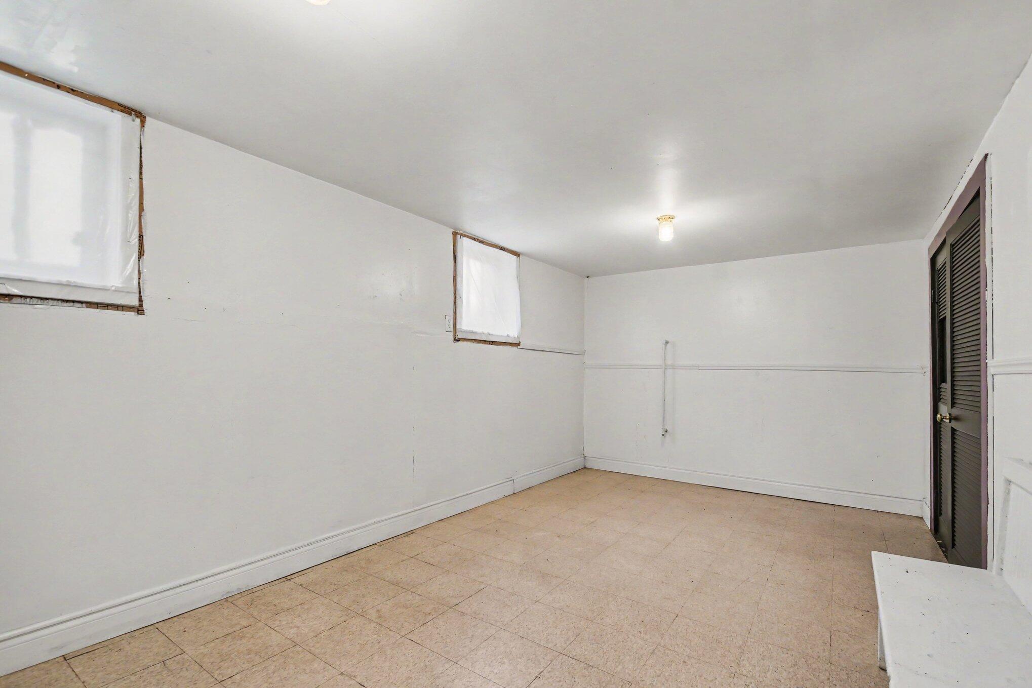 1088 Ogden Avenue Benton Harbor MI 49022