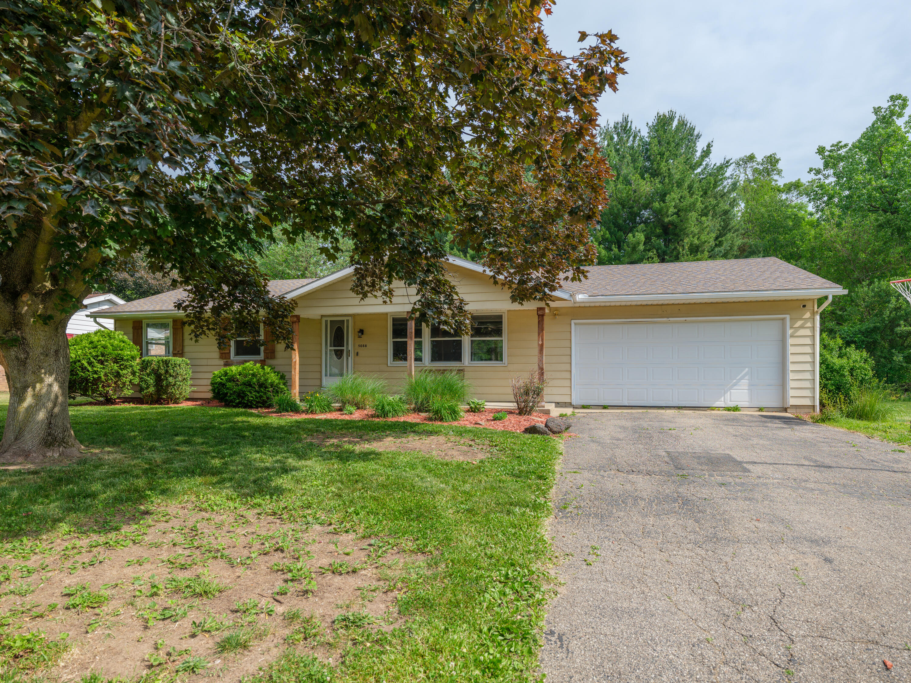 5088 Driftwood Avenue Kalamazoo MI 49009