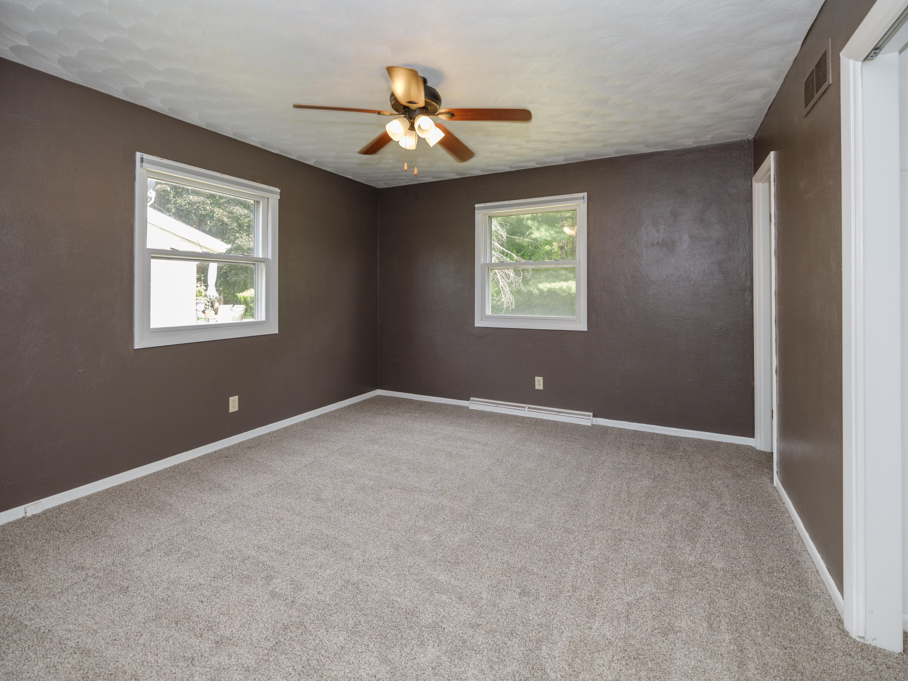 5088 Driftwood Avenue Kalamazoo MI 49009