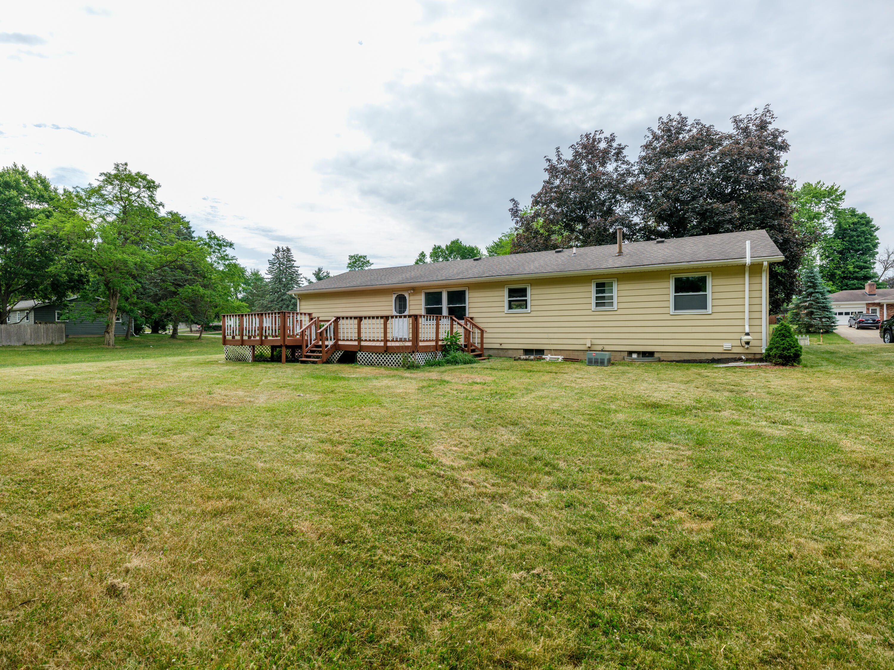 5088 Driftwood Avenue Kalamazoo MI 49009