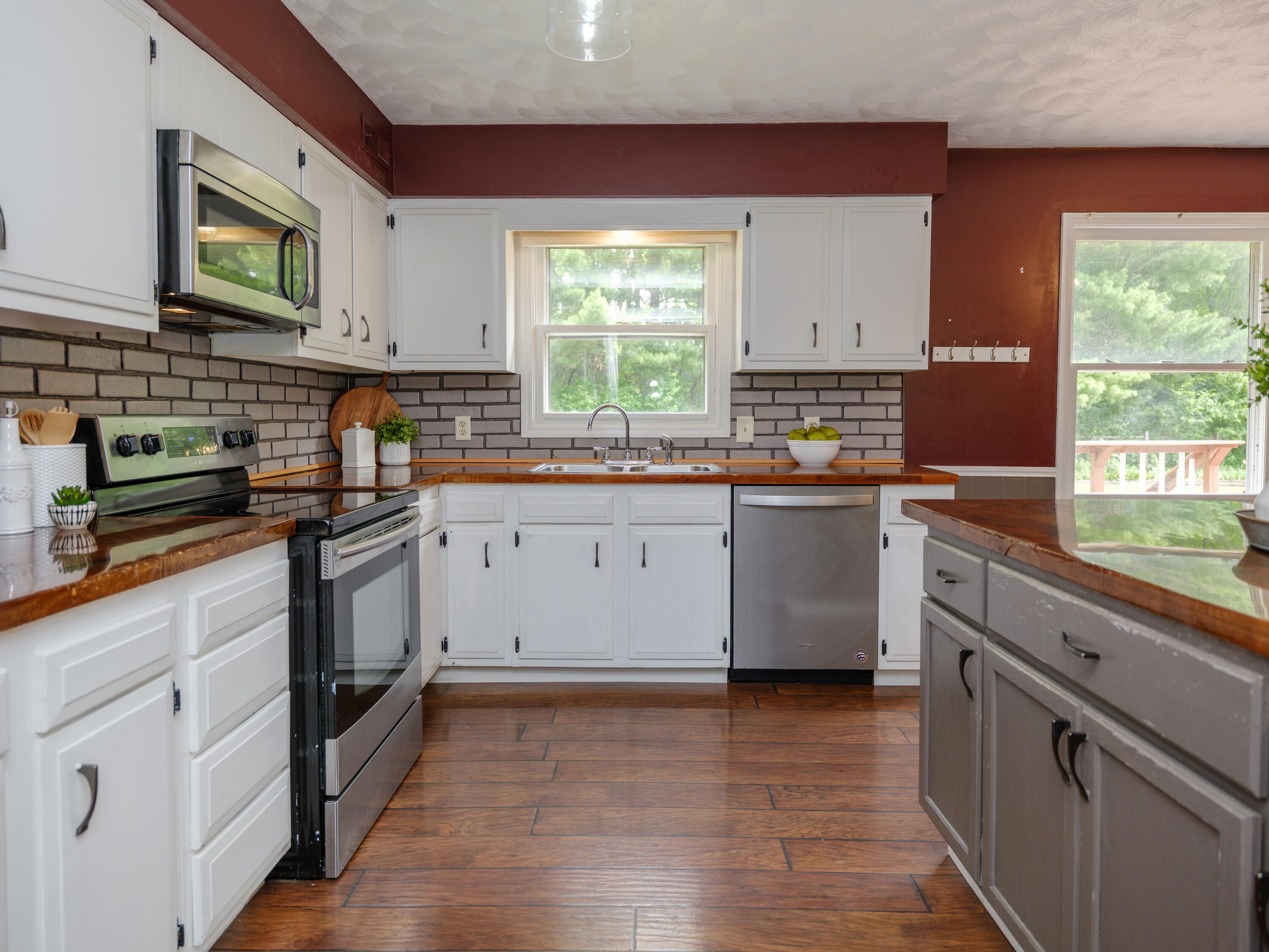 5088 Driftwood Avenue Kalamazoo MI 49009