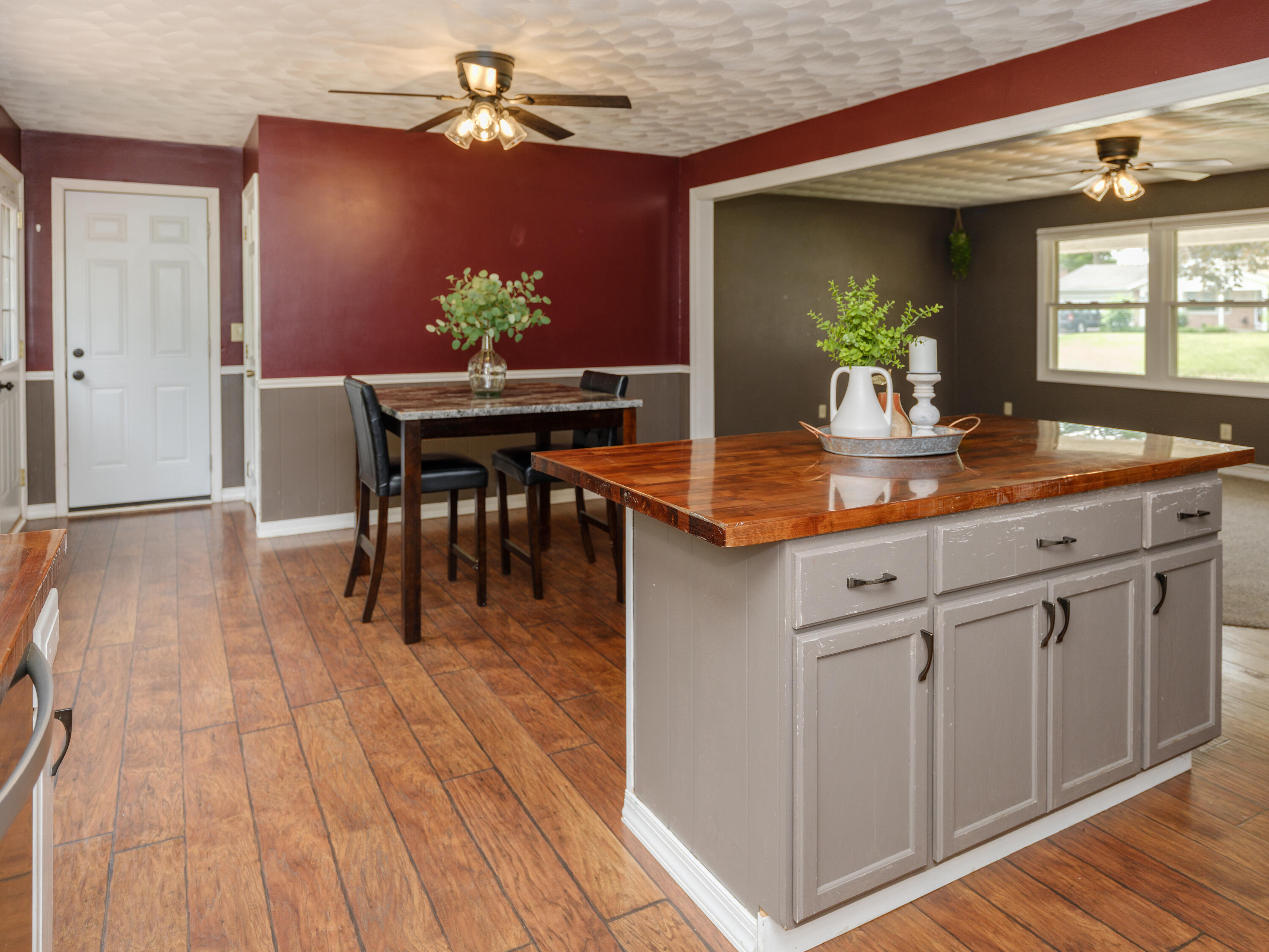 5088 Driftwood Avenue Kalamazoo MI 49009