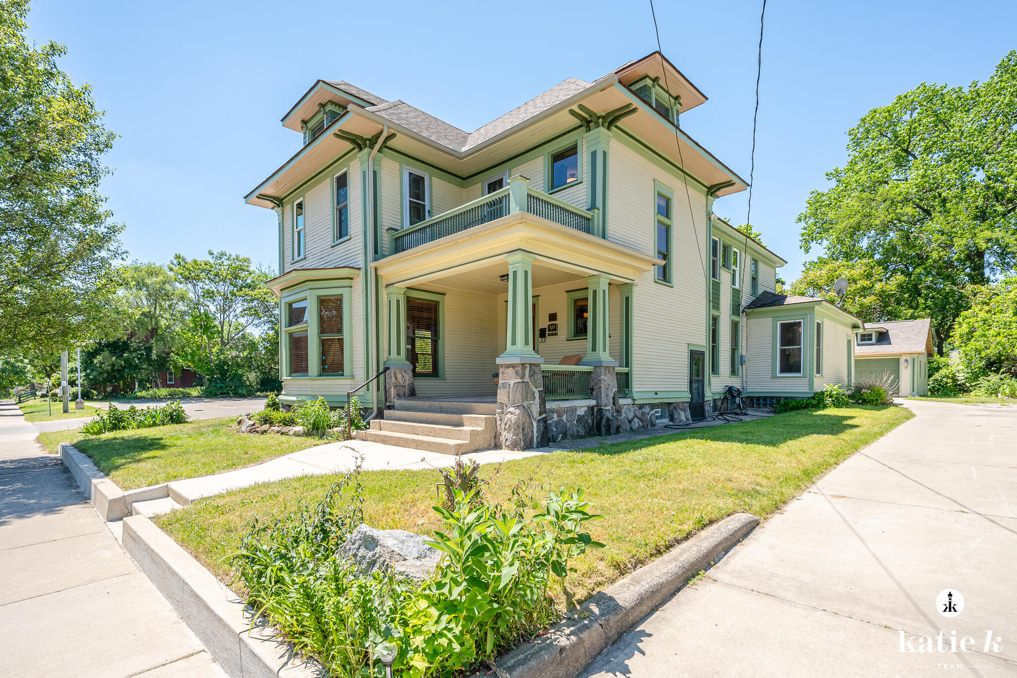 427 James Avenue SE Grand Rapids MI 49503