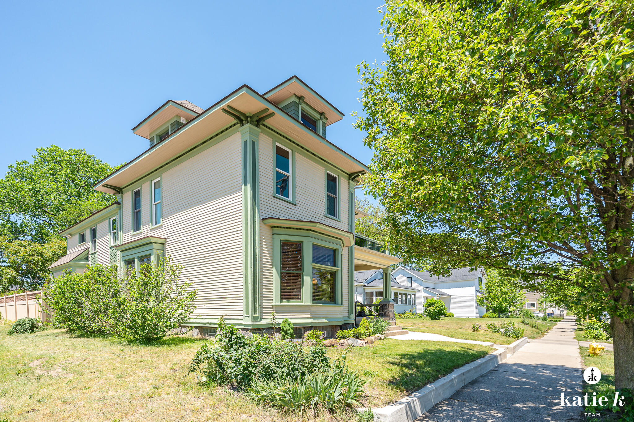427 James Avenue SE Grand Rapids MI 49503