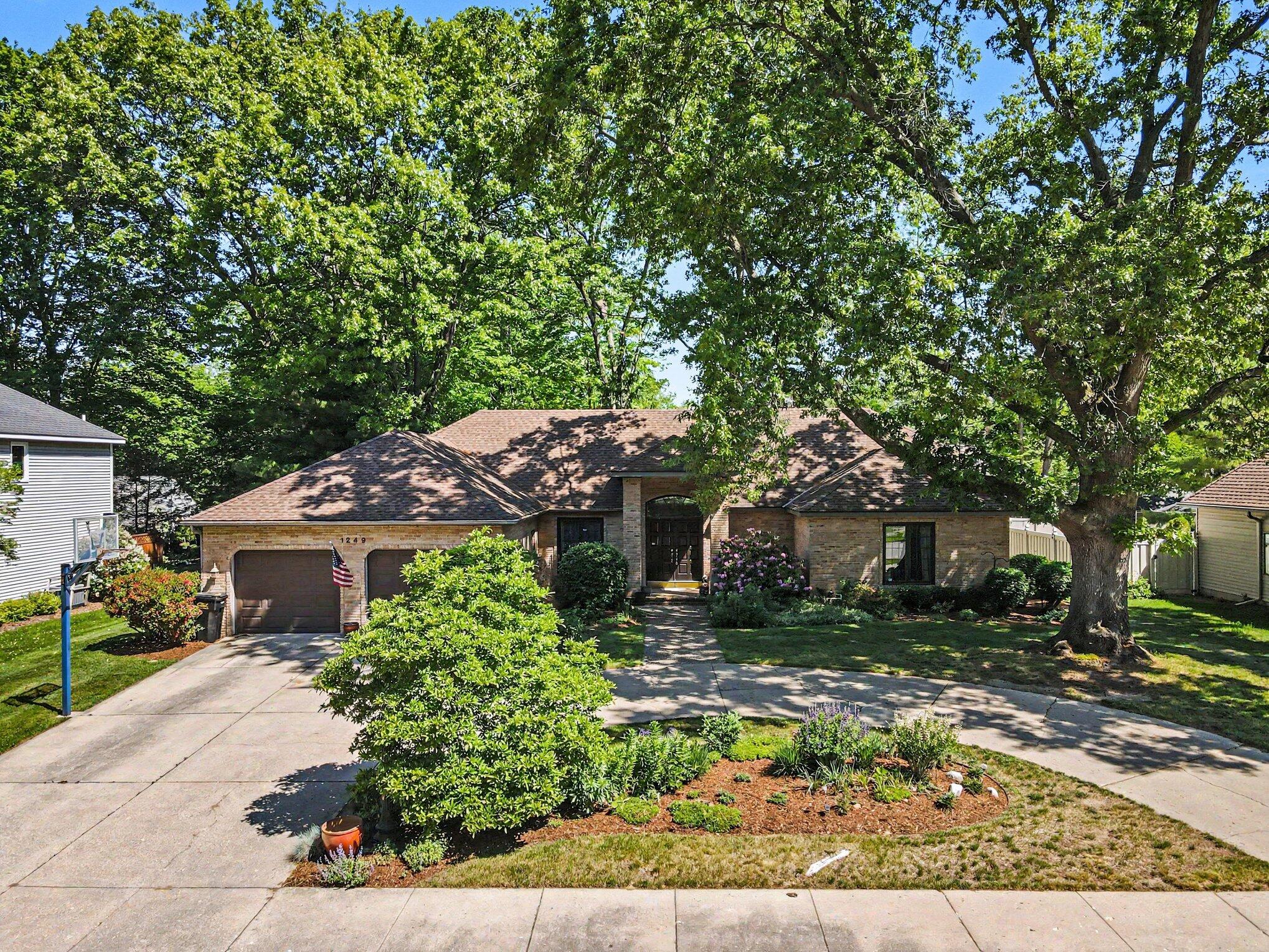 1249 Heather Court Holland MI 49423