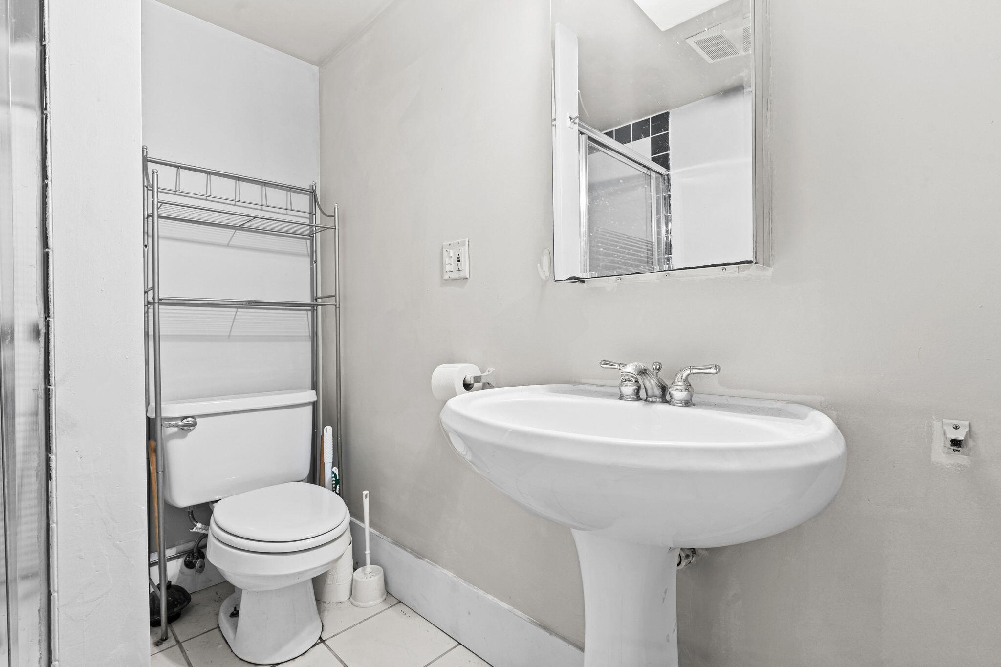 1222 Portland Avenue NE Grand Rapids MI 49505