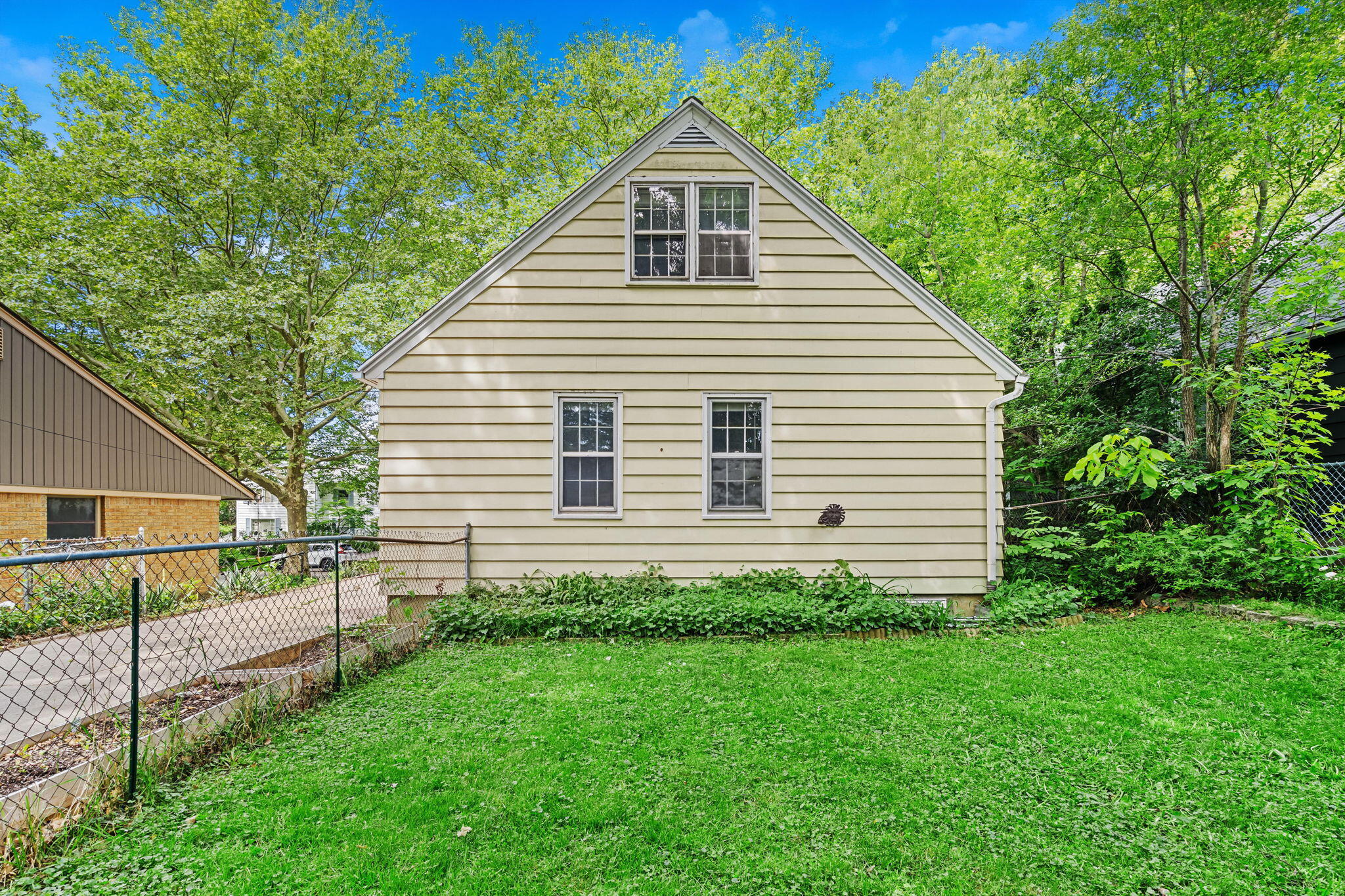 1222 Portland Avenue NE Grand Rapids MI 49505