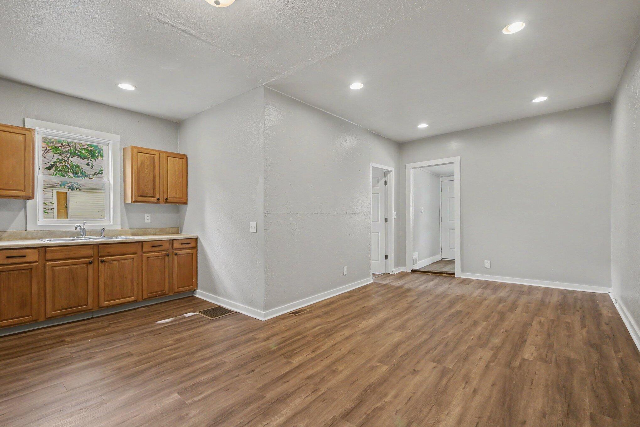 710 Baxter Street SE Grand Rapids MI 49503