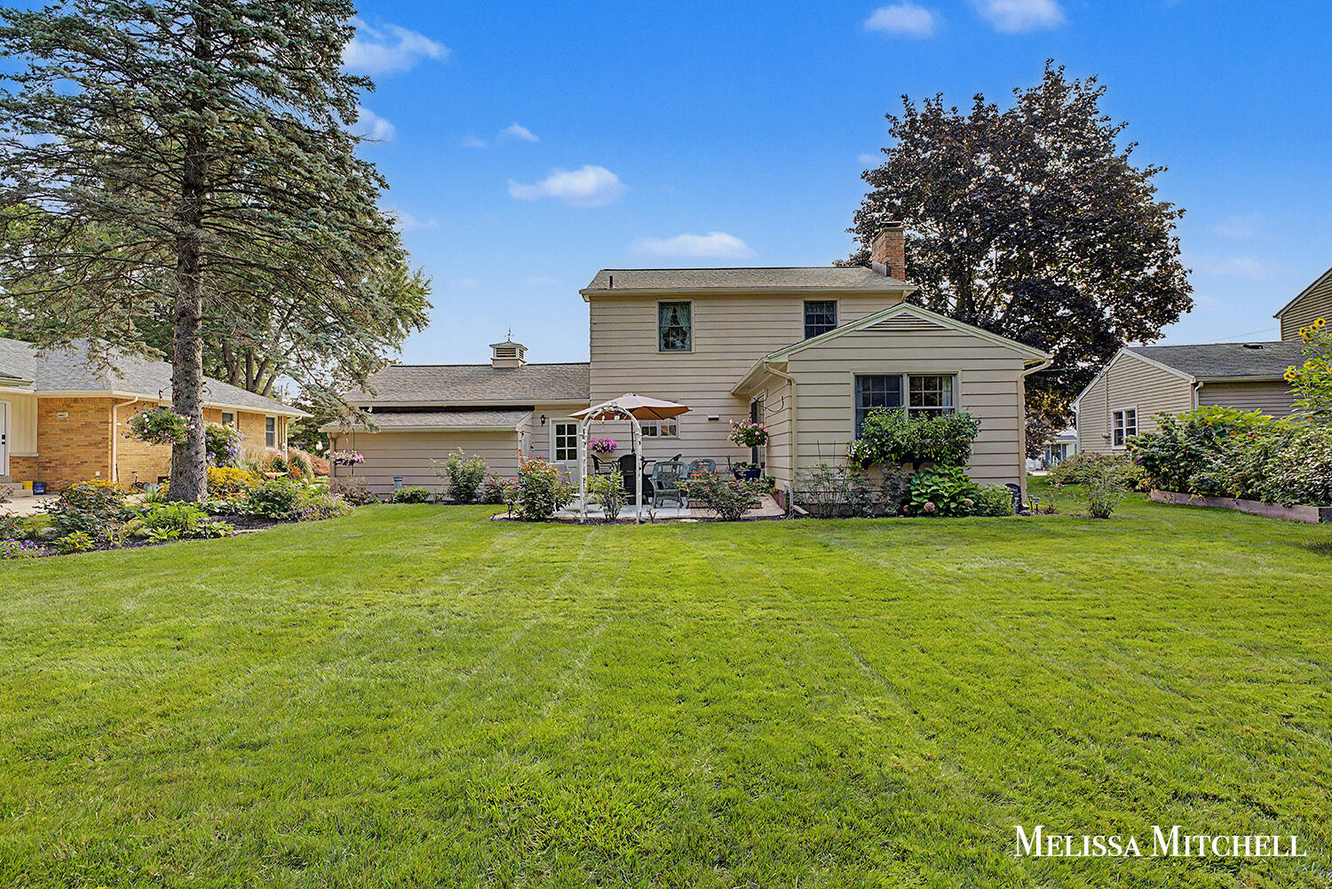 1705 Ridgewood Avenue SE Grand Rapids MI 49506