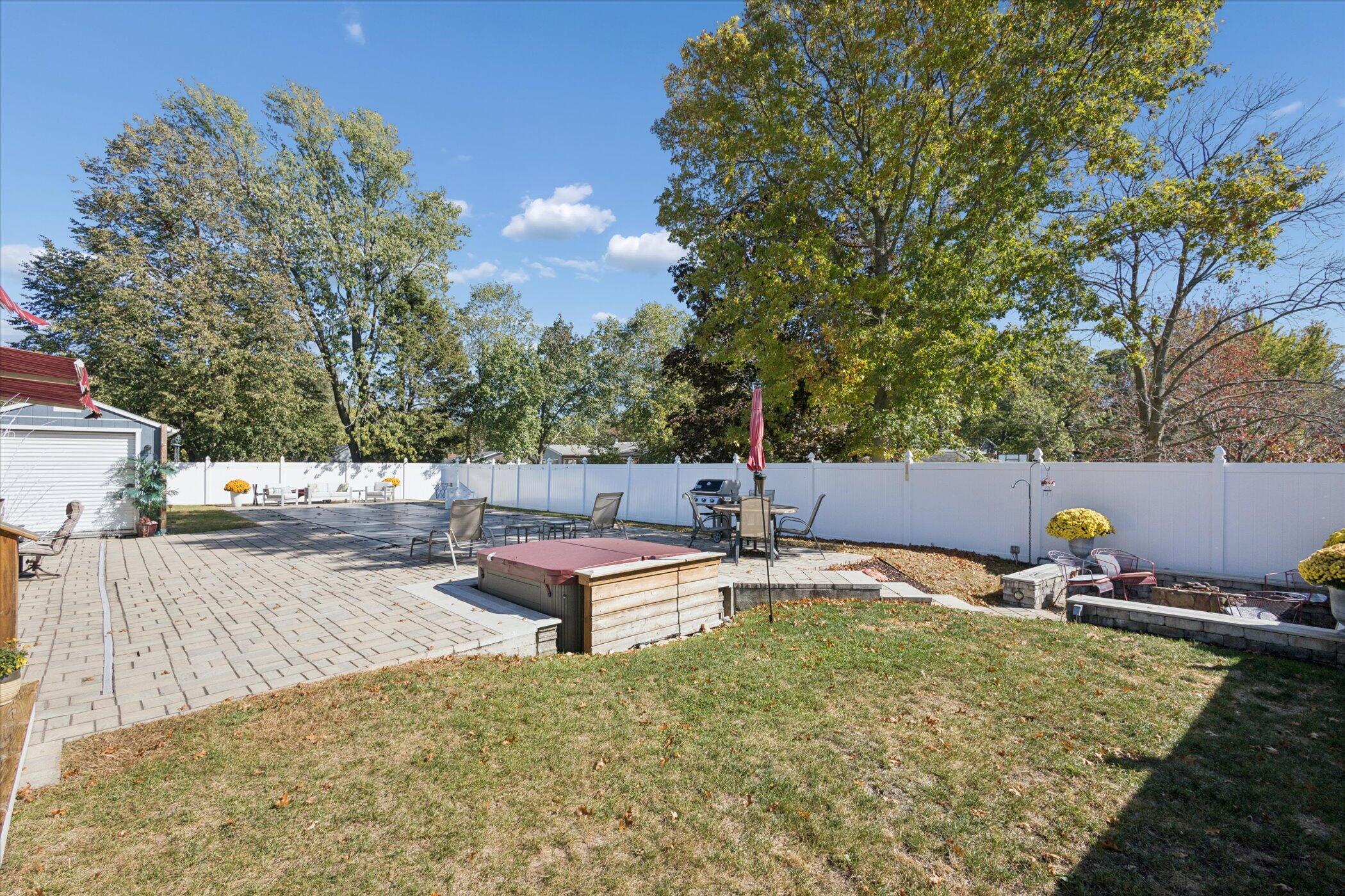 1407 Shore Drive New Buffalo MI 49117