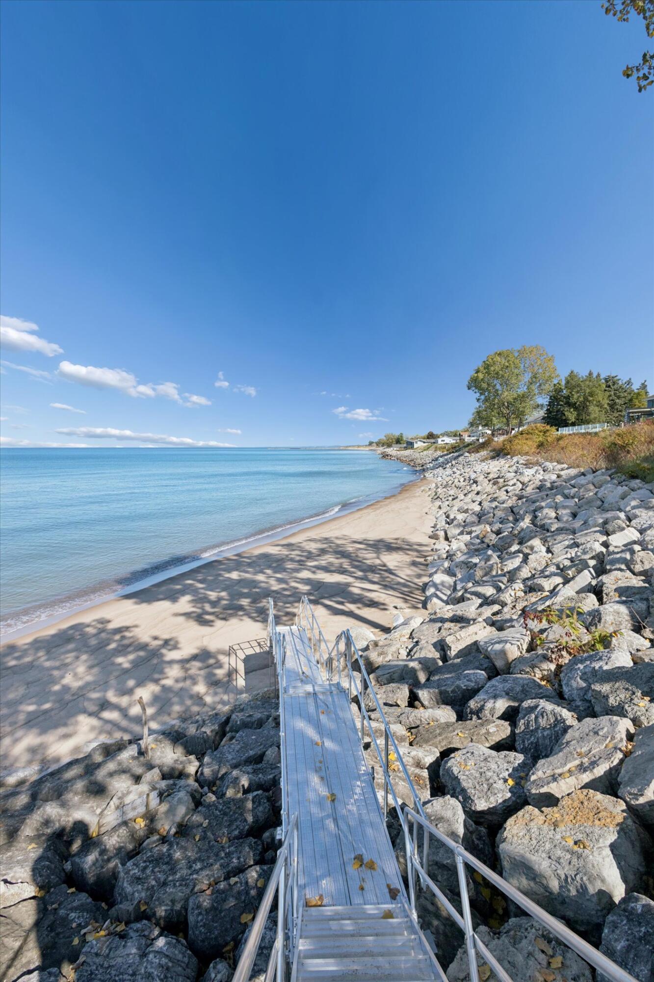 1407 Shore Drive New Buffalo MI 49117