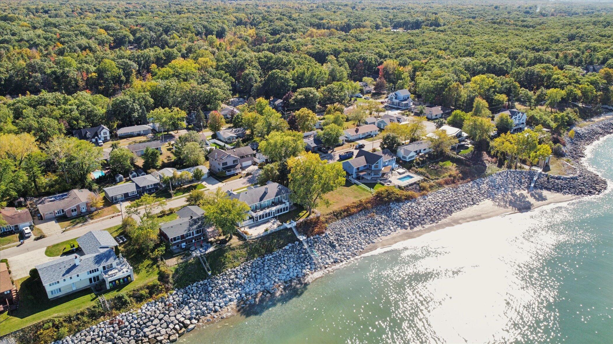 1407 Shore Drive New Buffalo MI 49117