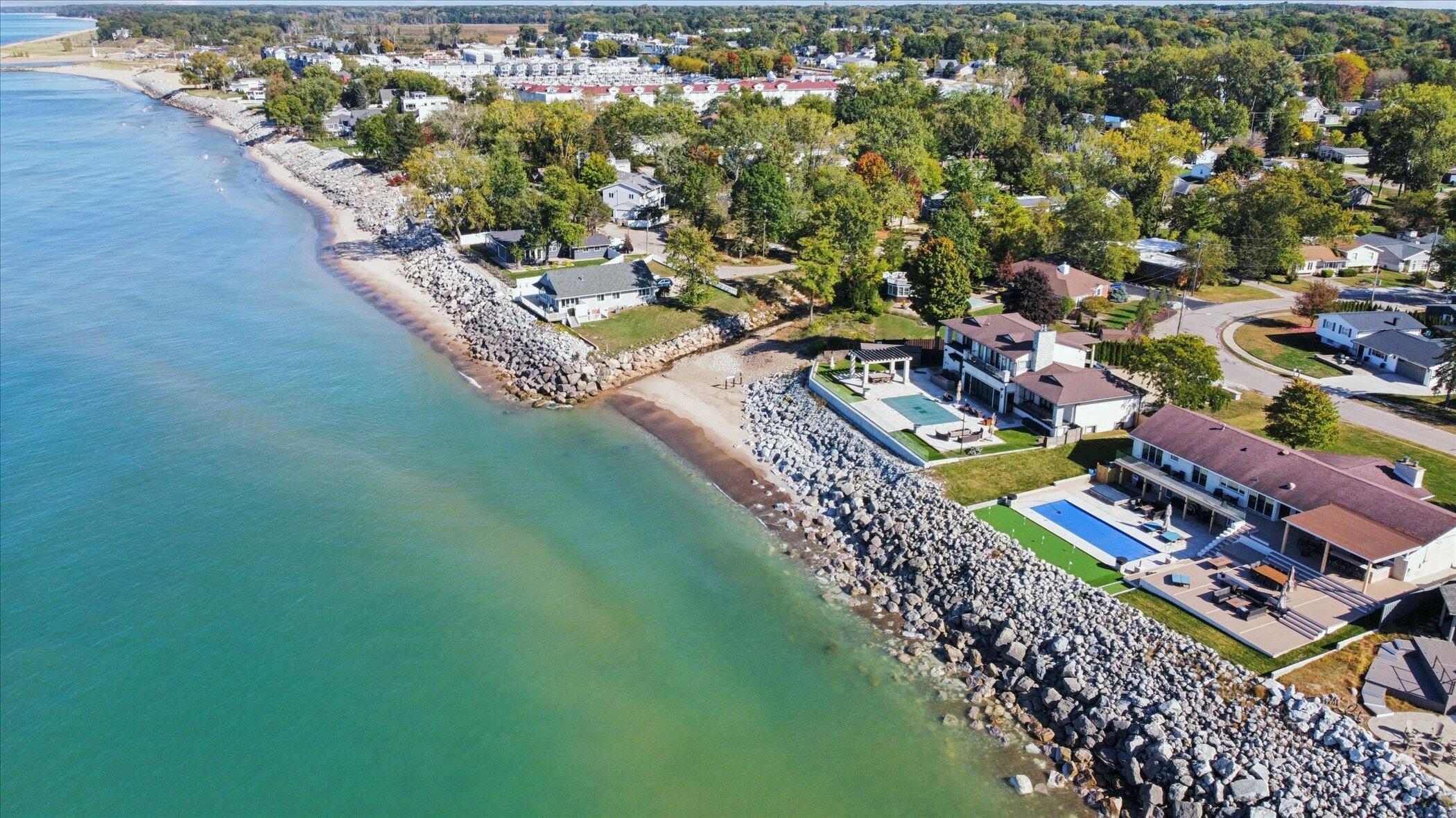 1407 Shore Drive New Buffalo MI 49117