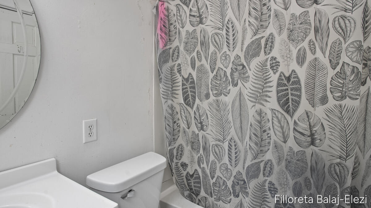 714 Adams Street SE Grand Rapids MI 49507