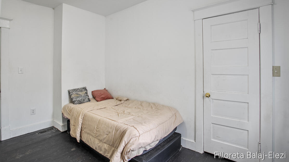 714 Adams Street SE Grand Rapids MI 49507