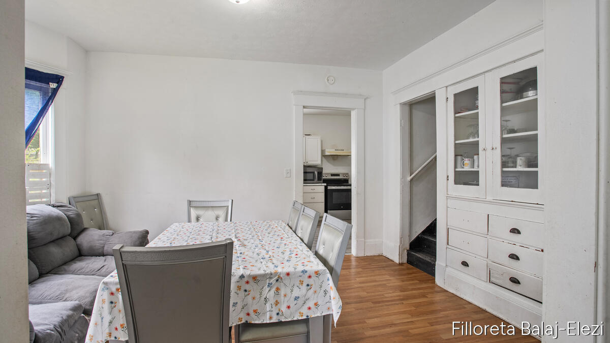 714 Adams Street SE Grand Rapids MI 49507