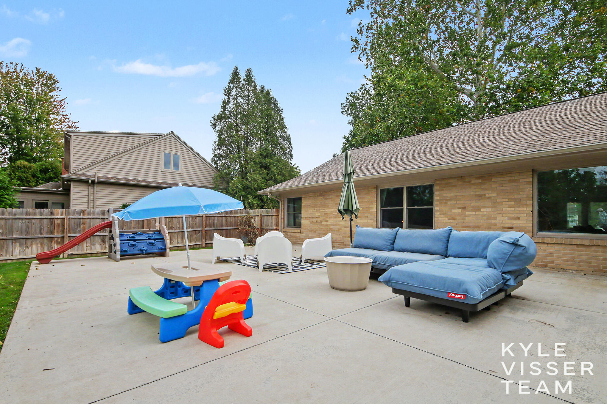2861 Woodcliff Circle SE East Grand Rapids MI 49506