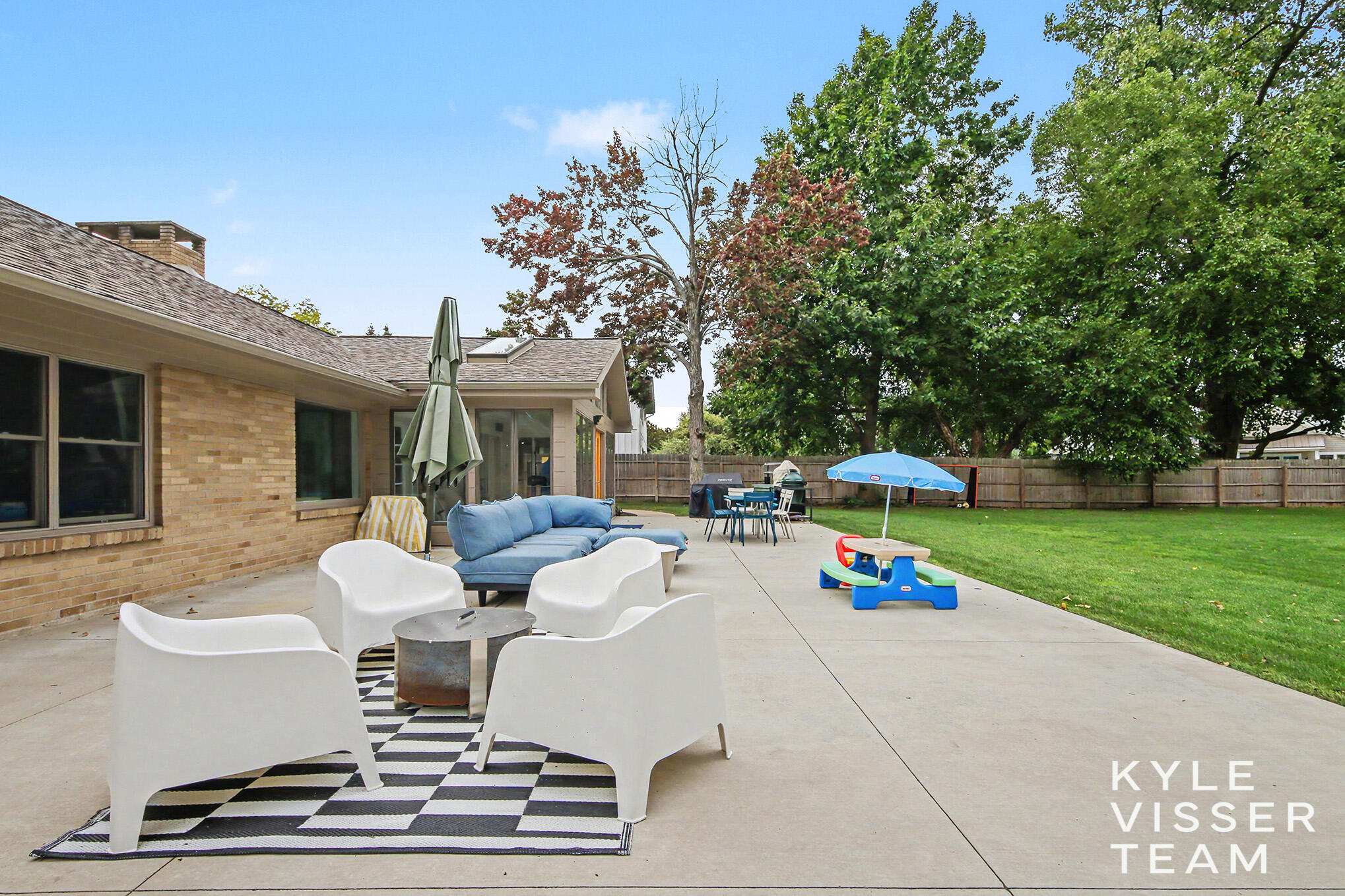 2861 Woodcliff Circle SE East Grand Rapids MI 49506