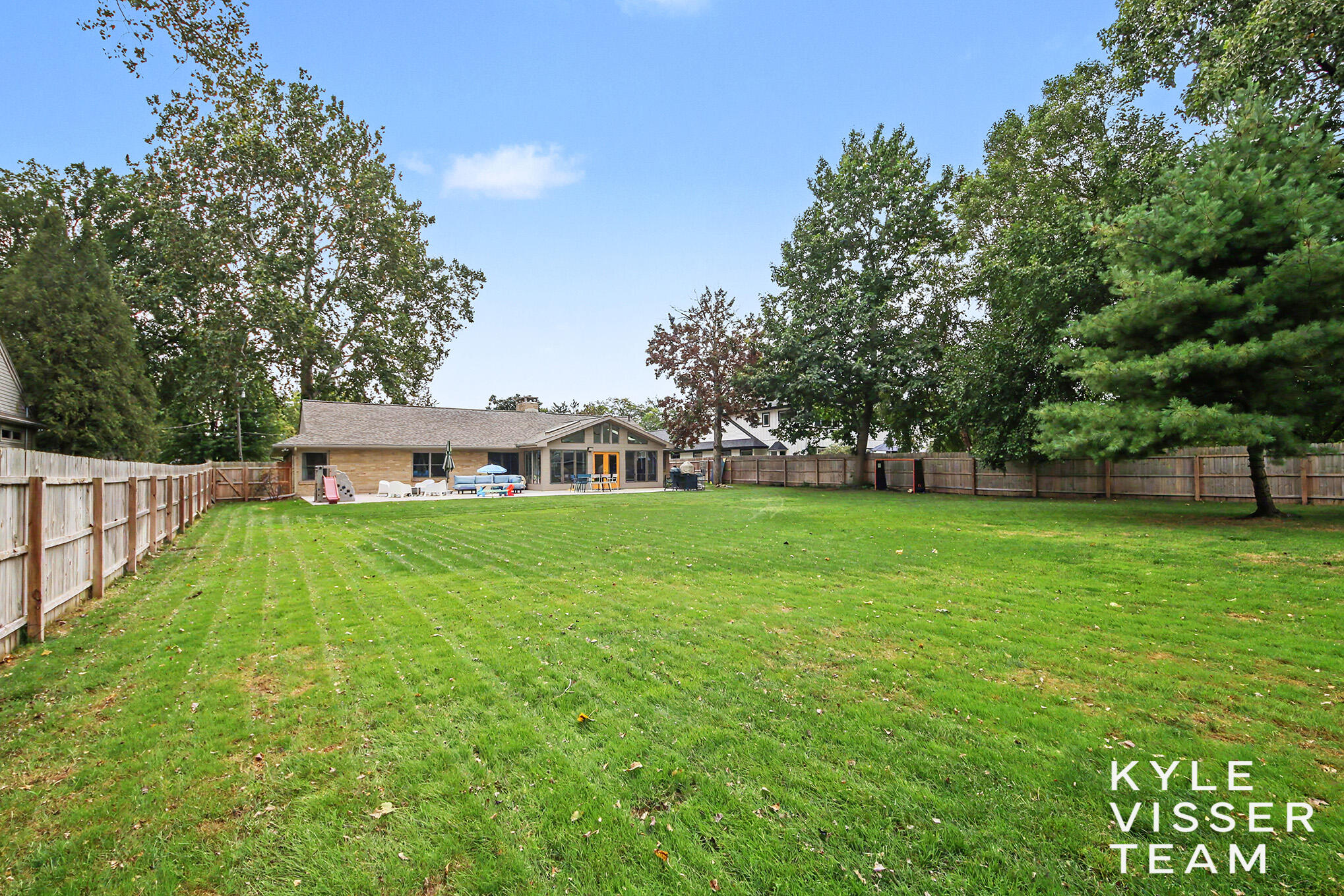 2861 Woodcliff Circle SE East Grand Rapids MI 49506