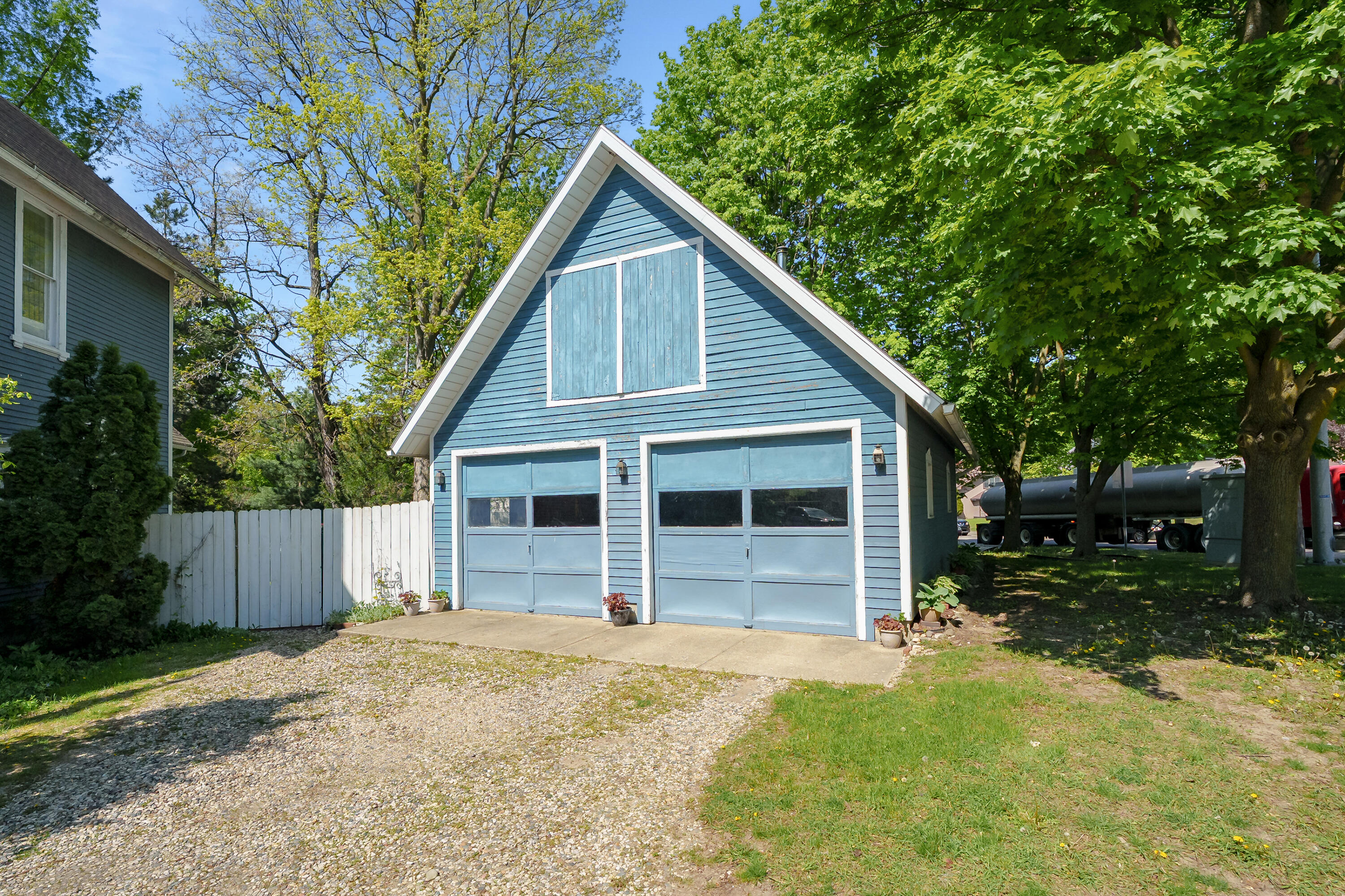 215 N Cedar Street Allegan MI 49010