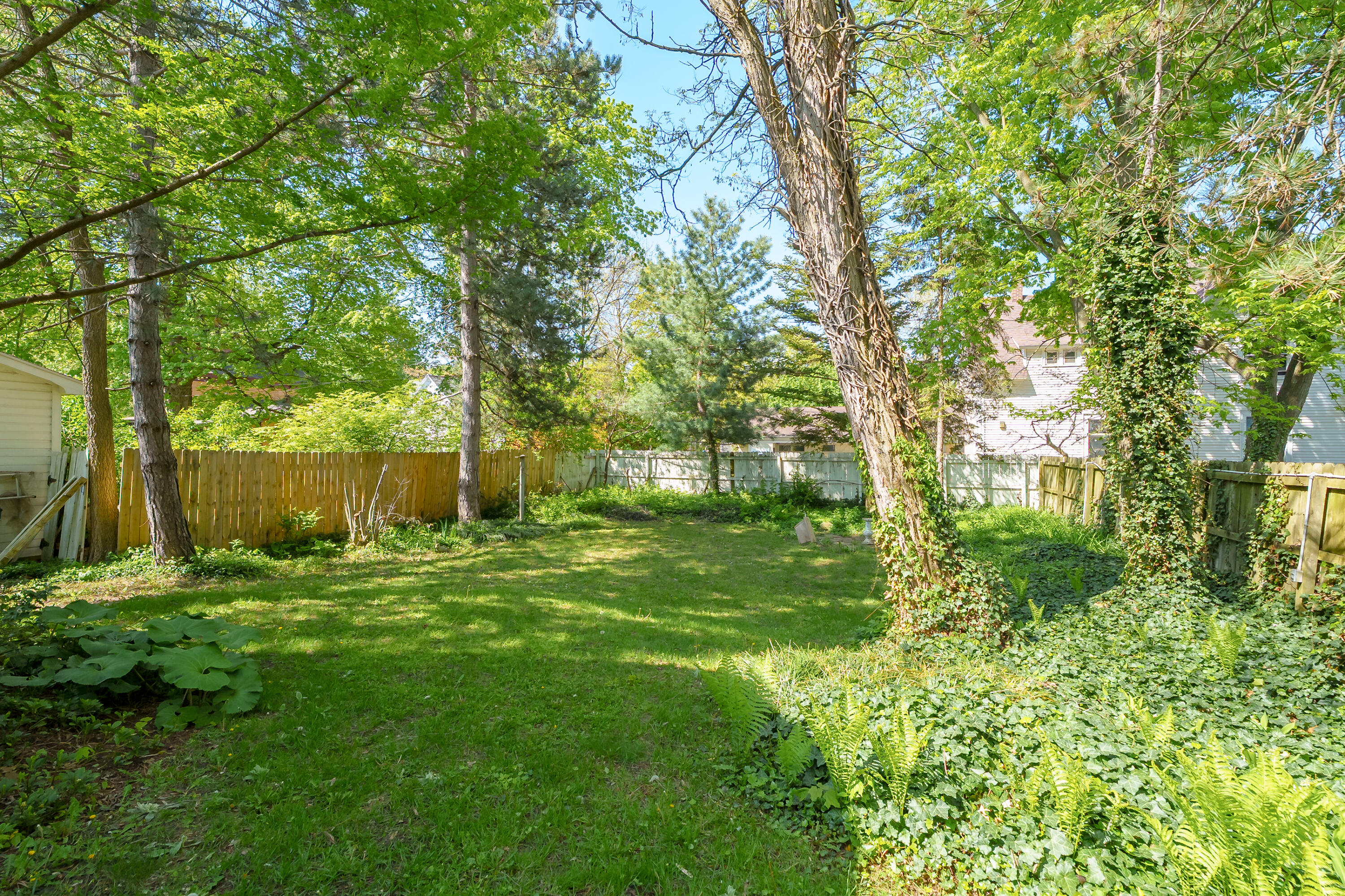 215 N Cedar Street Allegan MI 49010