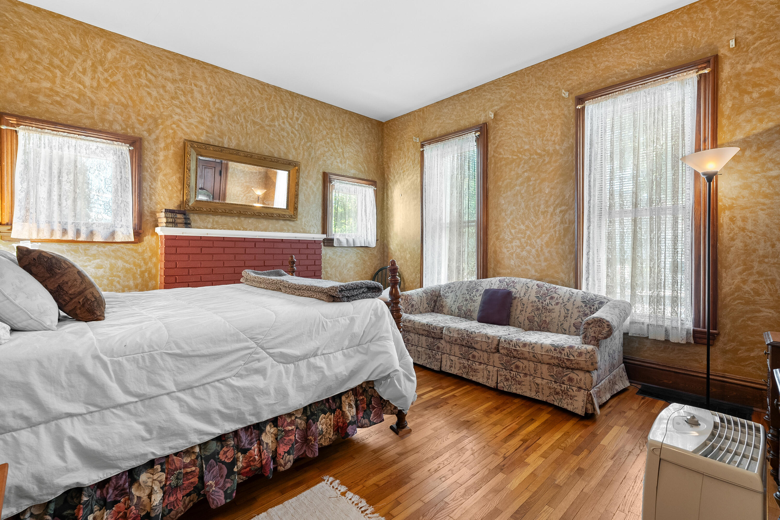 215 N Cedar Street Allegan MI 49010