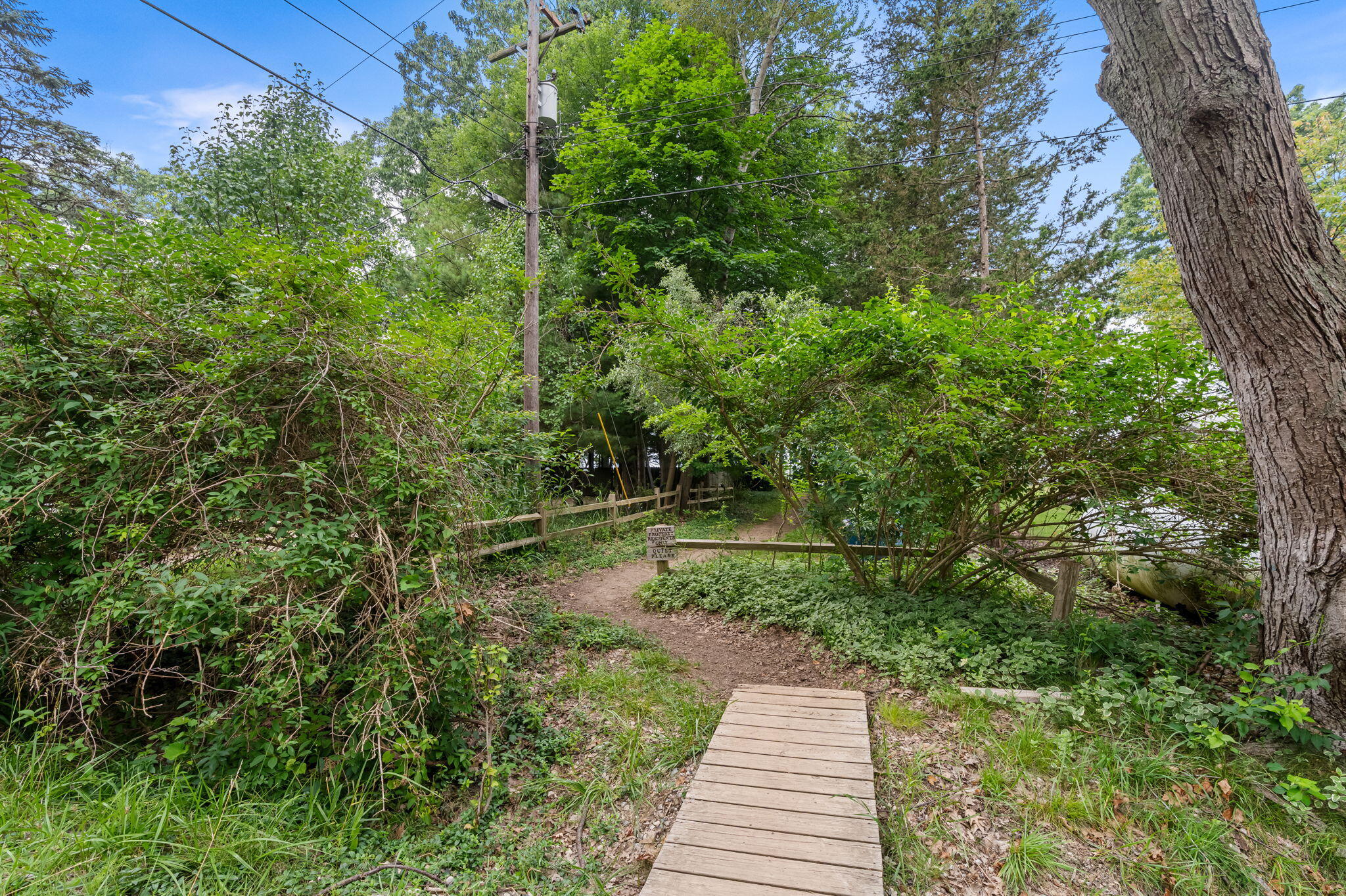 7126 Ridgeway Street Fennville MI 49408