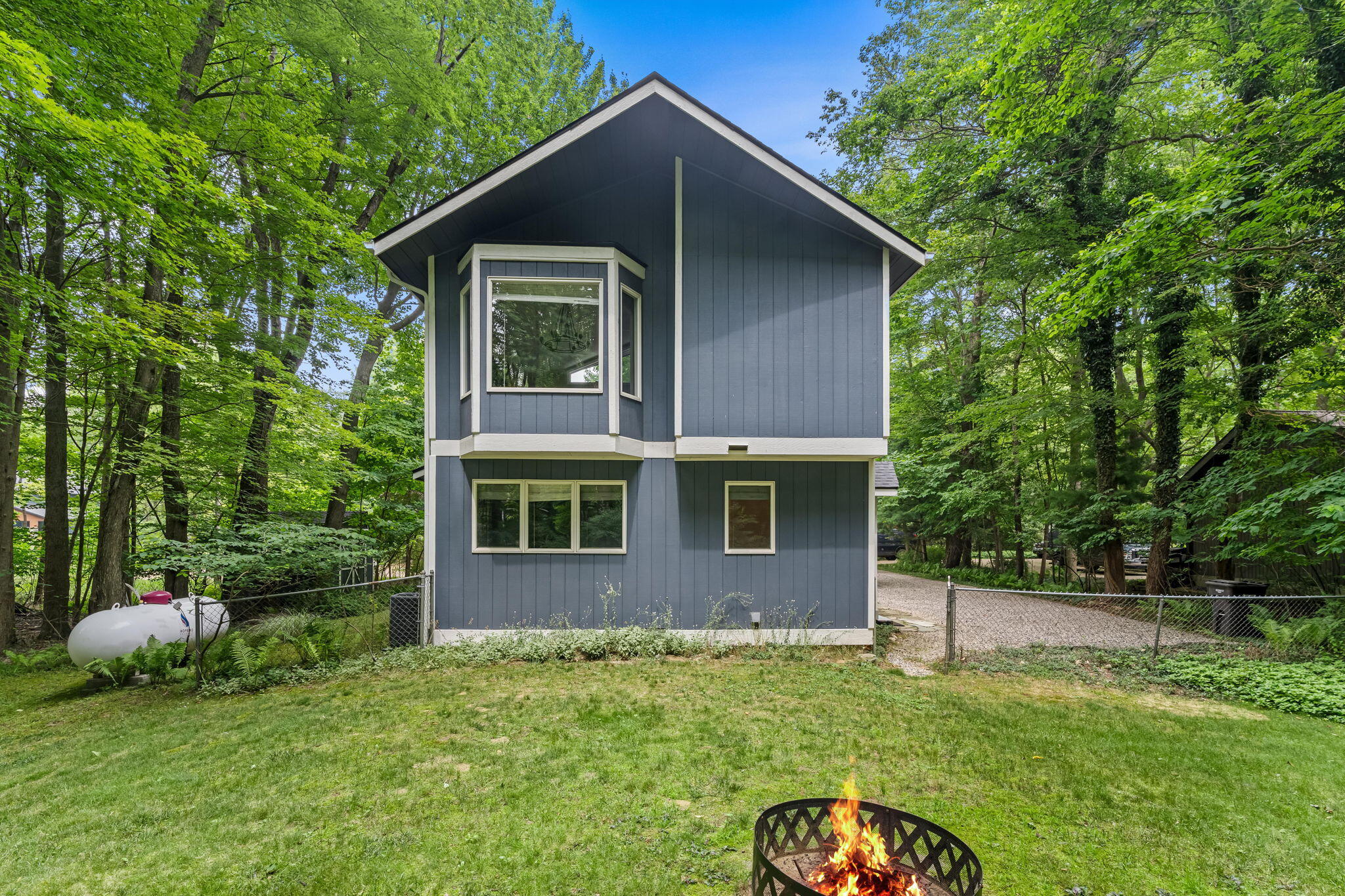7126 Ridgeway Street Fennville MI 49408